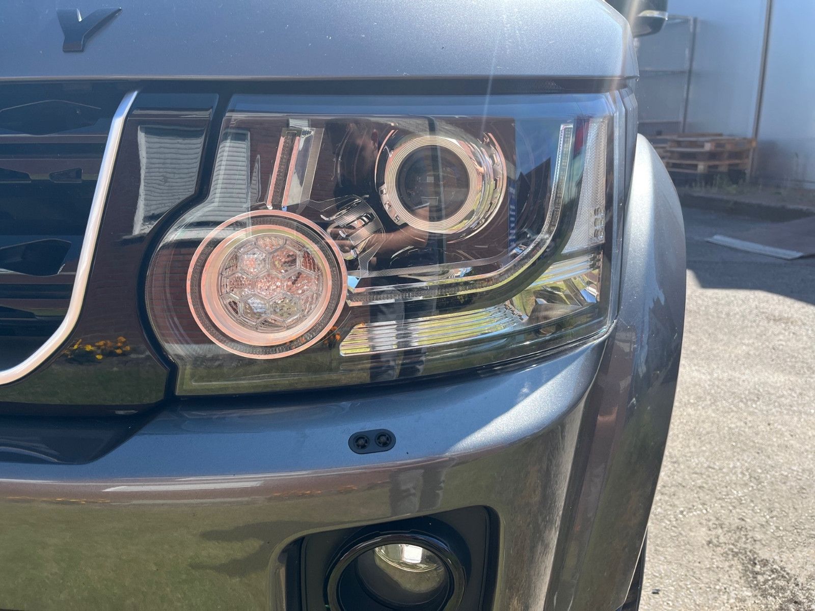 Fahrzeugabbildung Land Rover Discovery 4 SDV6 HSE