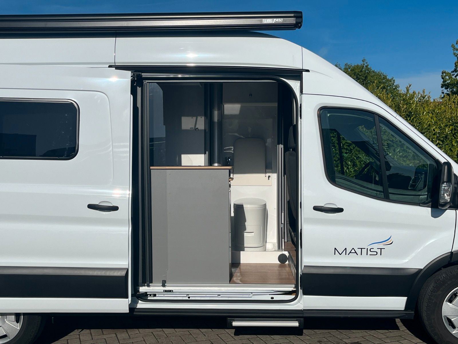 Fahrzeugabbildung Ford MATIST XL