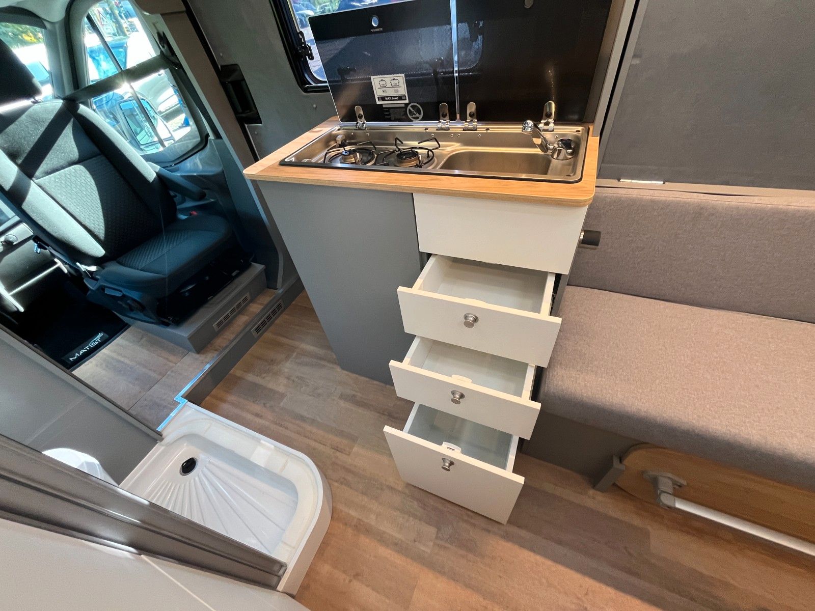 Fahrzeugabbildung Ford MATIST XL
