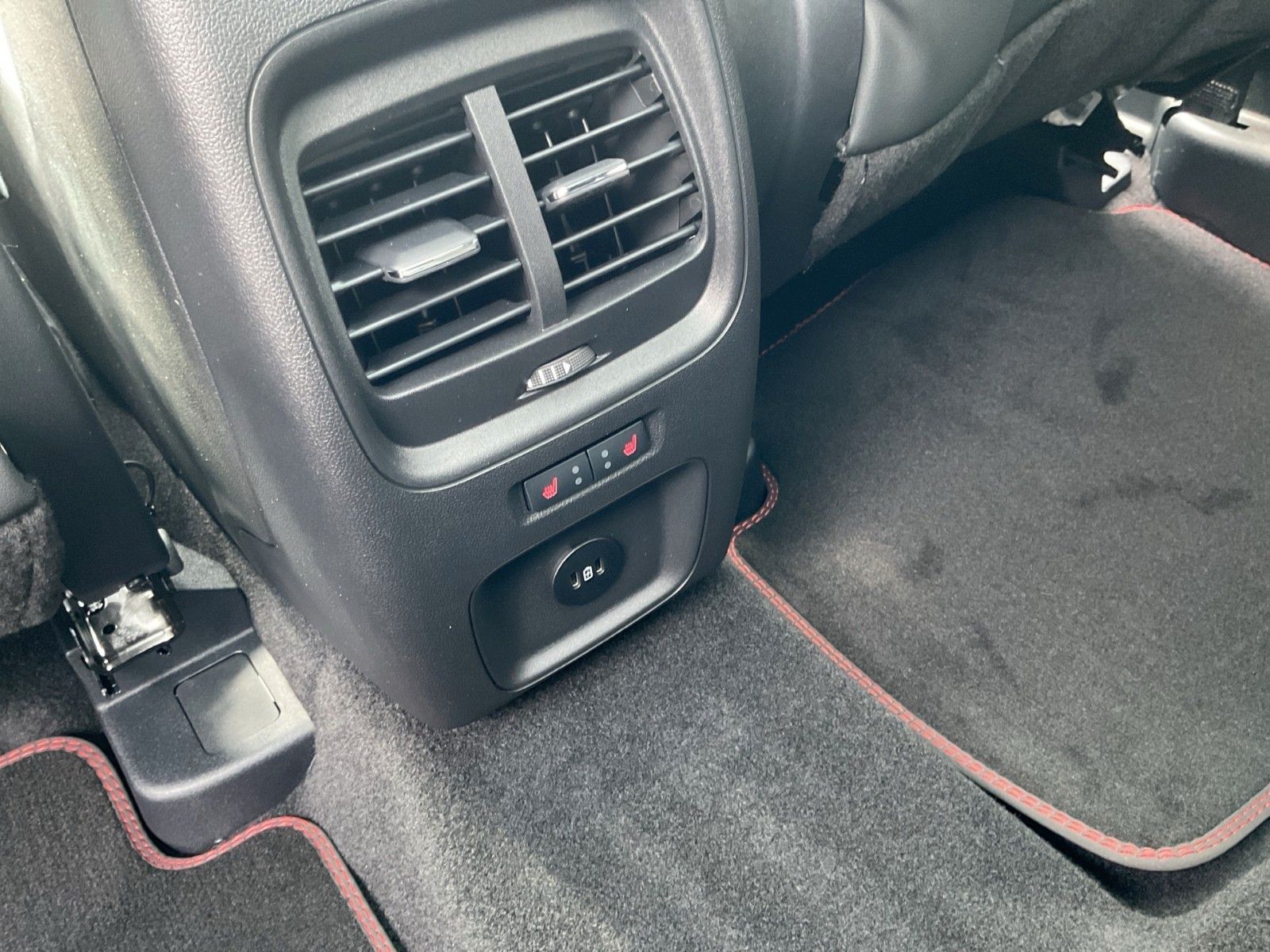 Fahrzeugabbildung Ford Kuga 2.5 PHEV ST-Line X+Panoaram+Matrix-LED+AHK+
