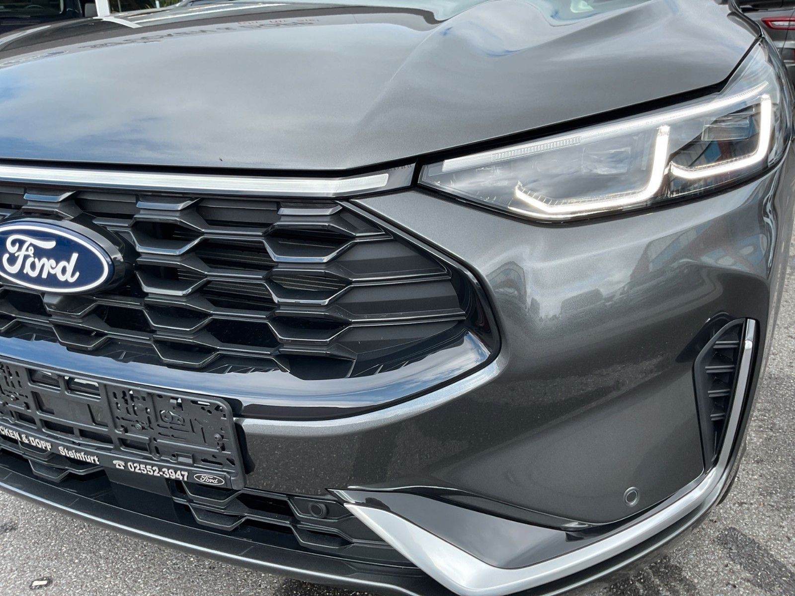 Fahrzeugabbildung Ford Kuga 2.5 PHEV ST-Line X+Panoaram+Matrix-LED+AHK+