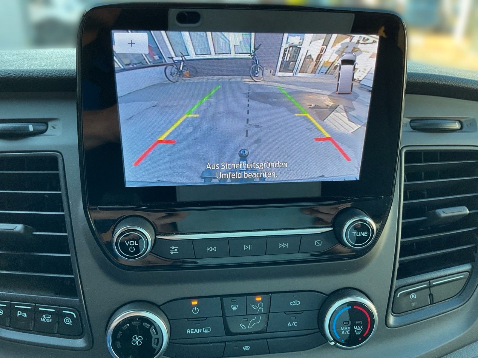 Fahrzeugabbildung Ford Nugget Plus Trend AD