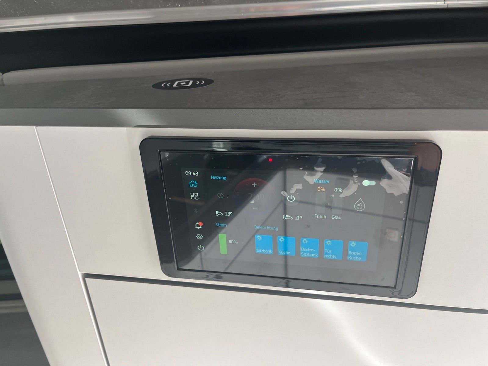 Fahrzeugabbildung Ford Nugget Plus AD Titanium 0,99 % MESSEPREIS