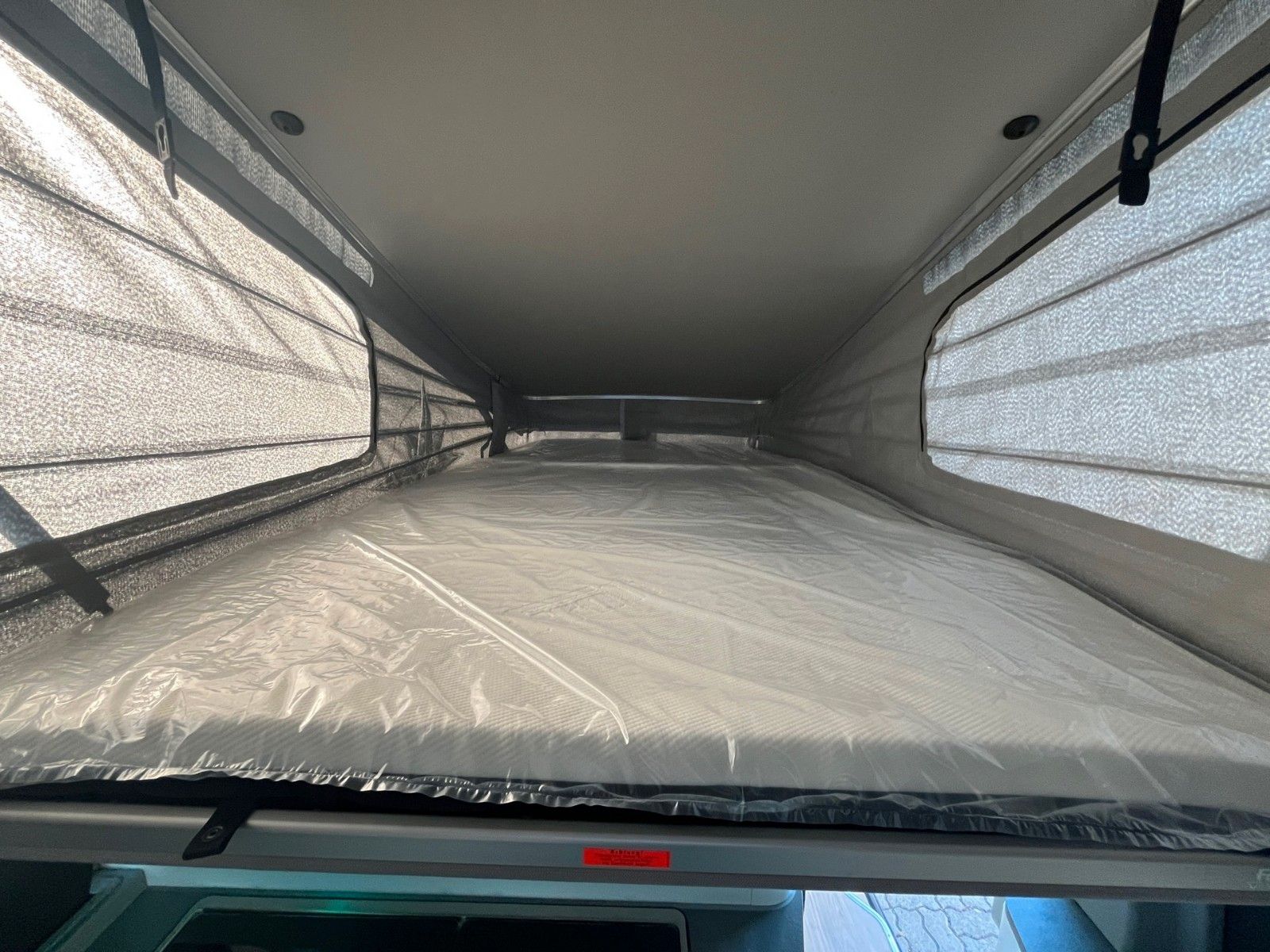 Fahrzeugabbildung Ford Nugget Plus AD Titanium 0,99 % MESSEPREIS!!