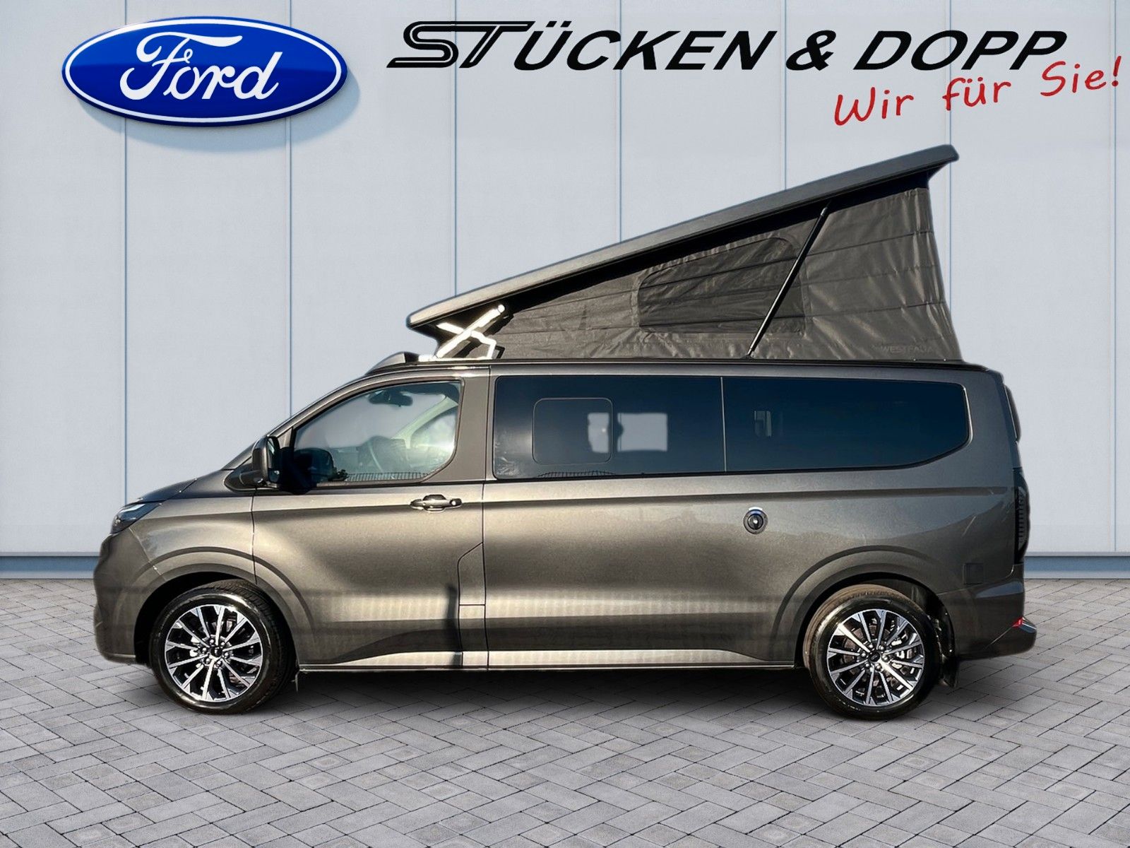 Fahrzeugabbildung Ford Nugget Plus AD Titanium 0,99 % MESSEPREIS!!