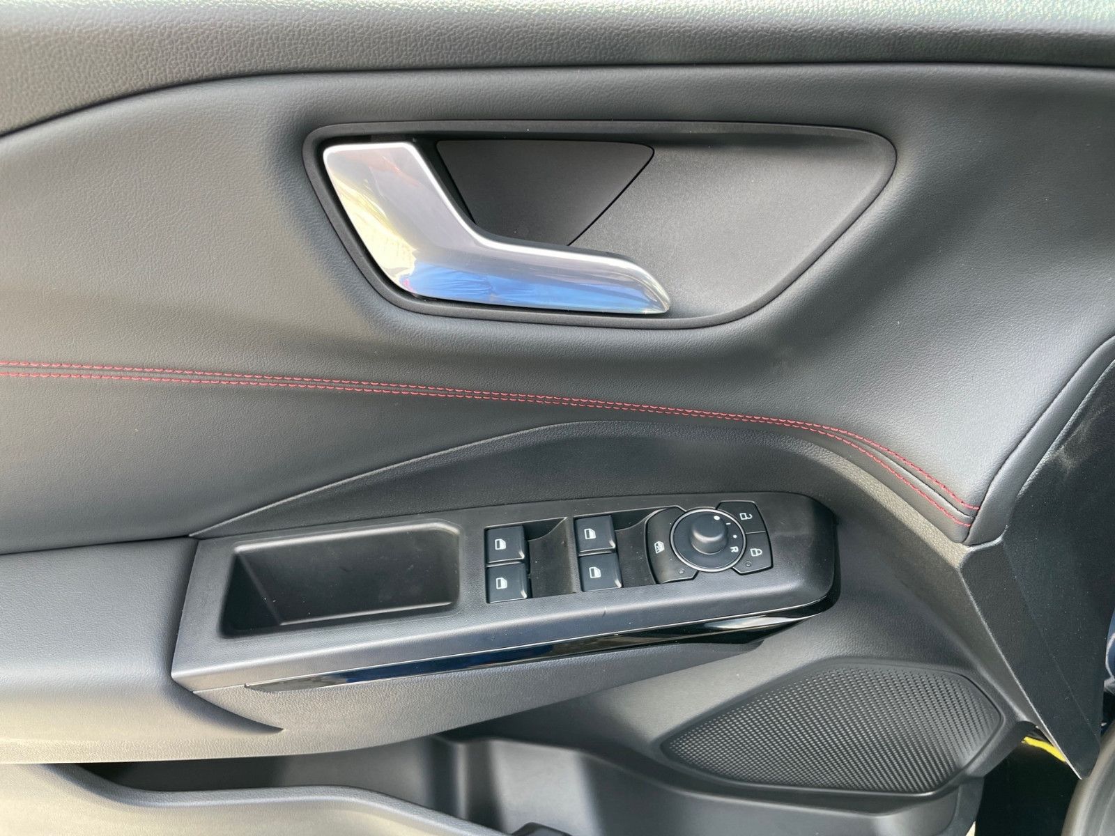 Fahrzeugabbildung Ford Puma 1.0 EcoBoost ST-Line+LED+Kamera+Navi+...