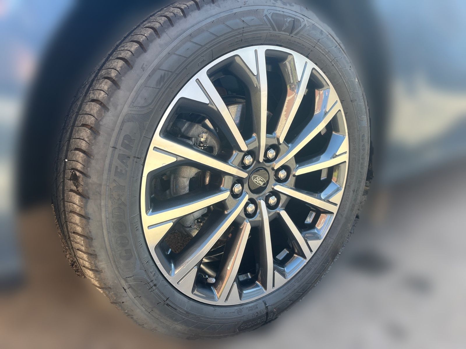 Fahrzeugabbildung Ford Nugget Plus AD Titanium