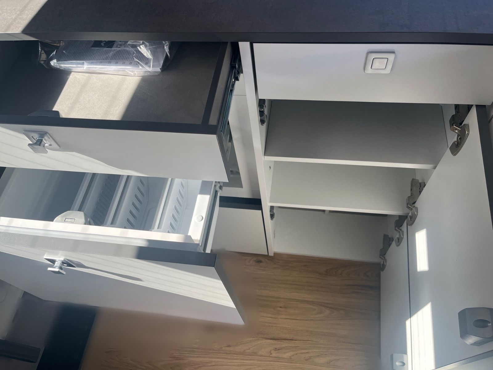 Fahrzeugabbildung Ford Nugget Plus AD Titanium