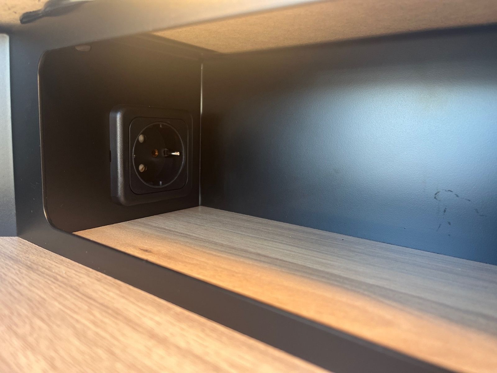Fahrzeugabbildung Ford Nugget Plus AD Titanium