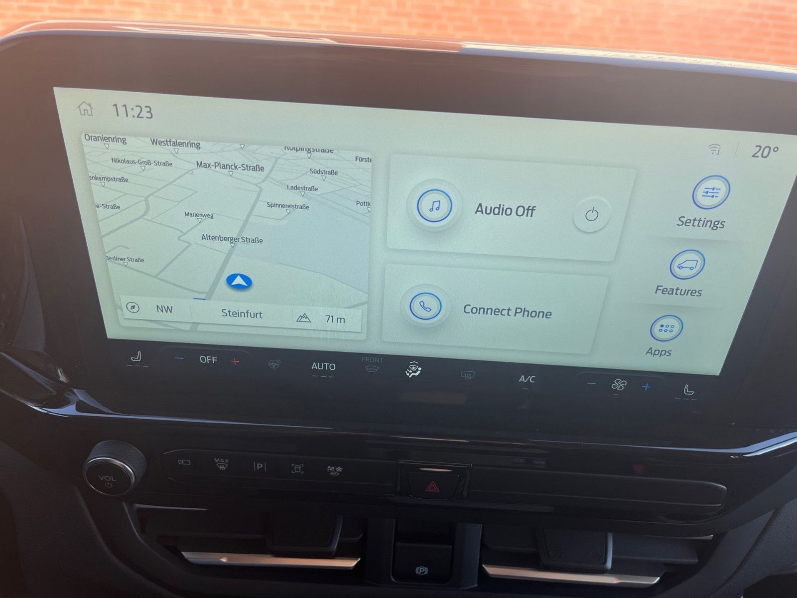 Fahrzeugabbildung Ford Nugget Plus AD Titanium