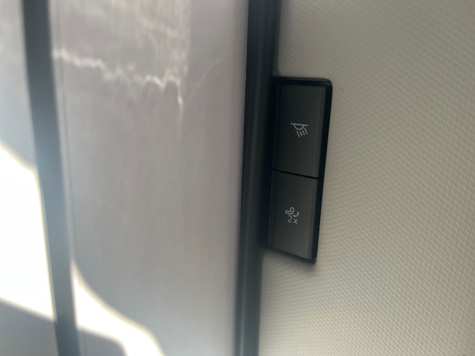 Fahrzeugabbildung Ford Nugget Plus AD Titanium