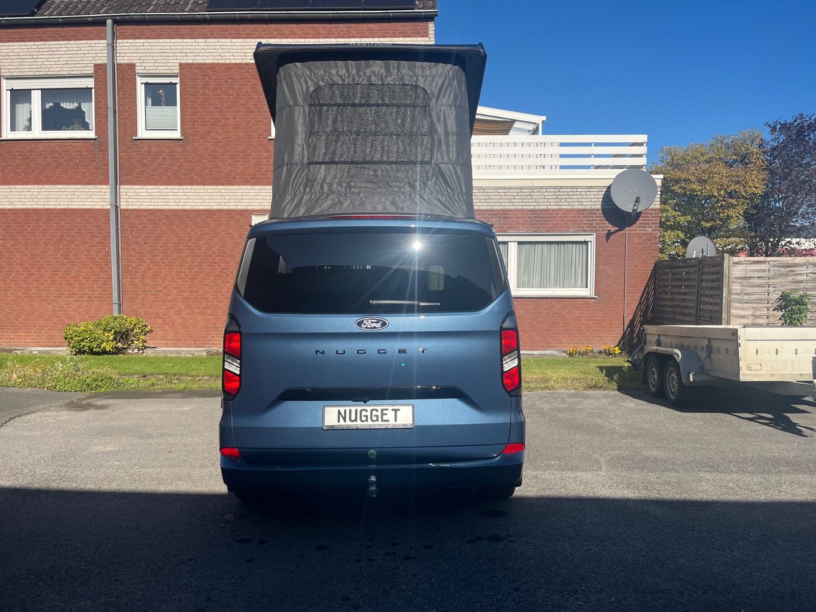 Fahrzeugabbildung Ford Nugget Plus AD Titanium