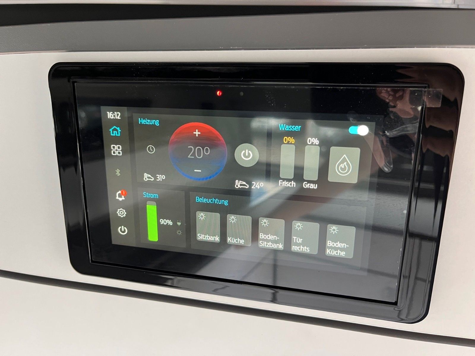 Fahrzeugabbildung Ford Nugget Plus AD Titanium