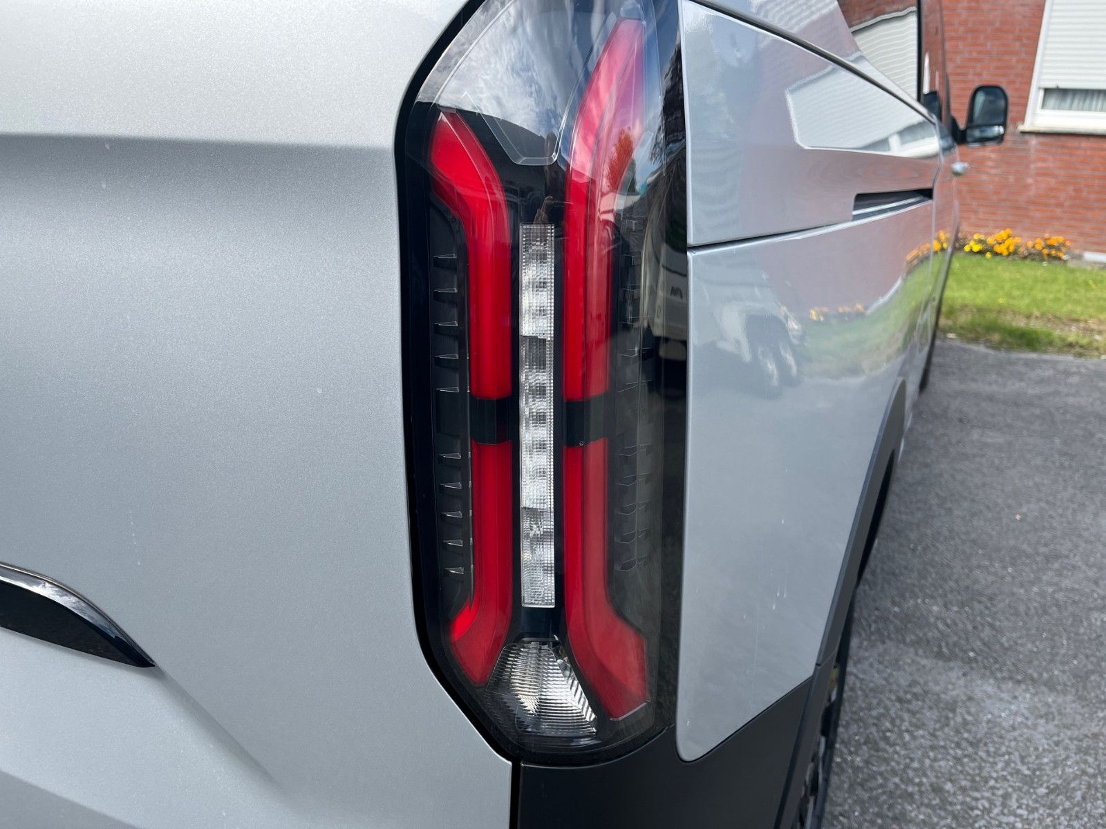 Fahrzeugabbildung Ford Nugget Plus AD Active