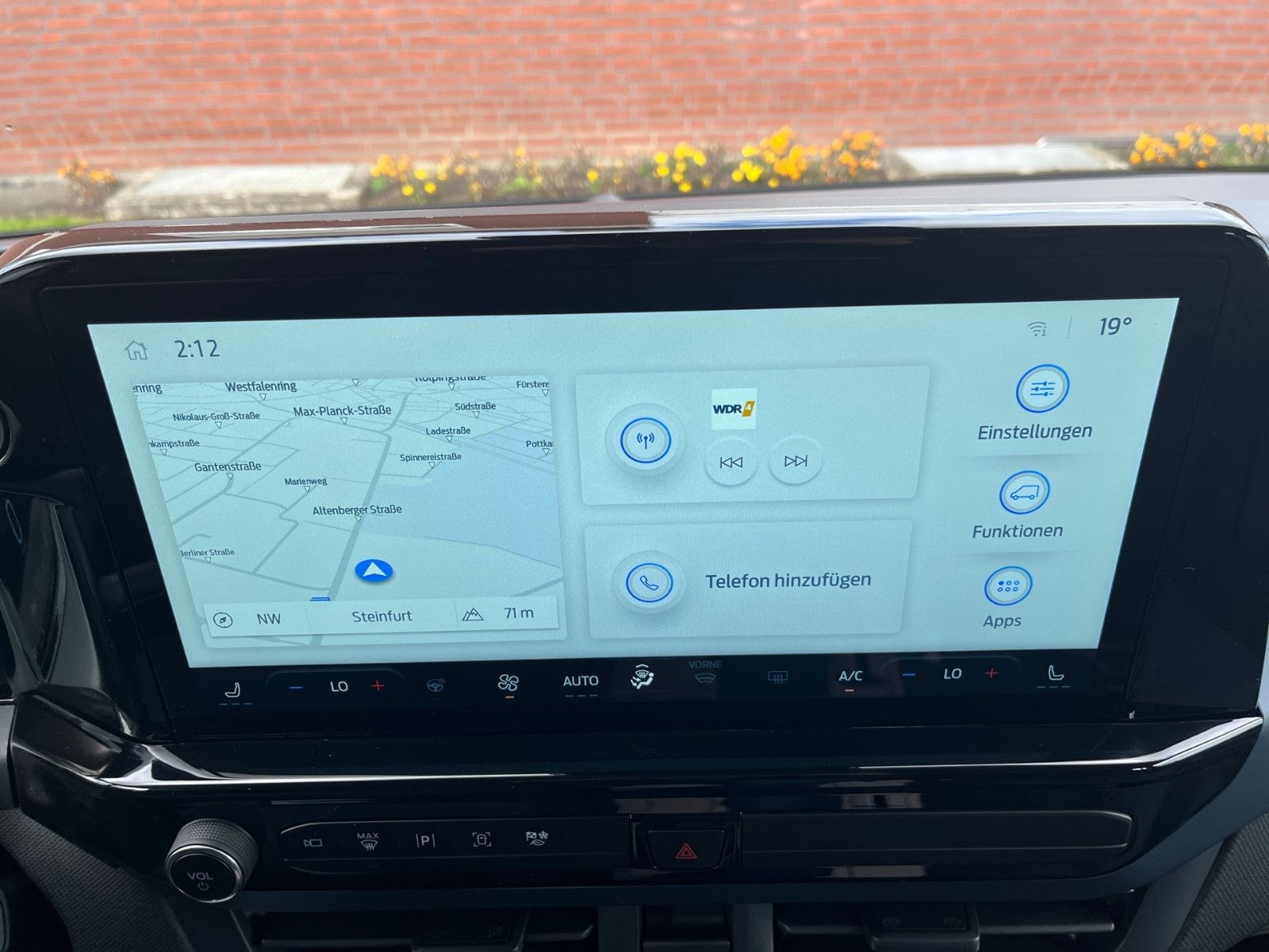 Fahrzeugabbildung Ford Nugget Plus AD Active