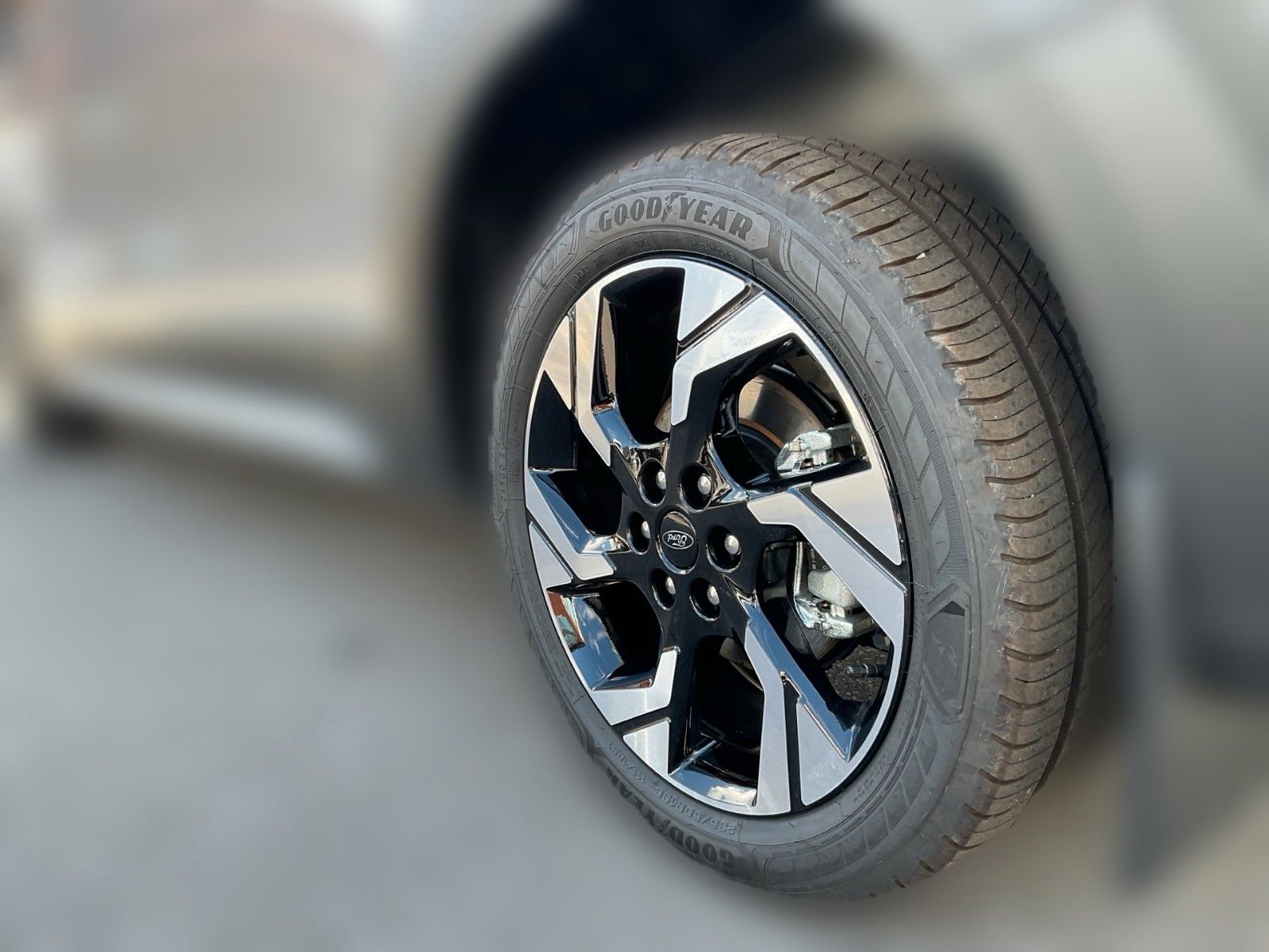 Fahrzeugabbildung Ford Nugget Plus AD Active