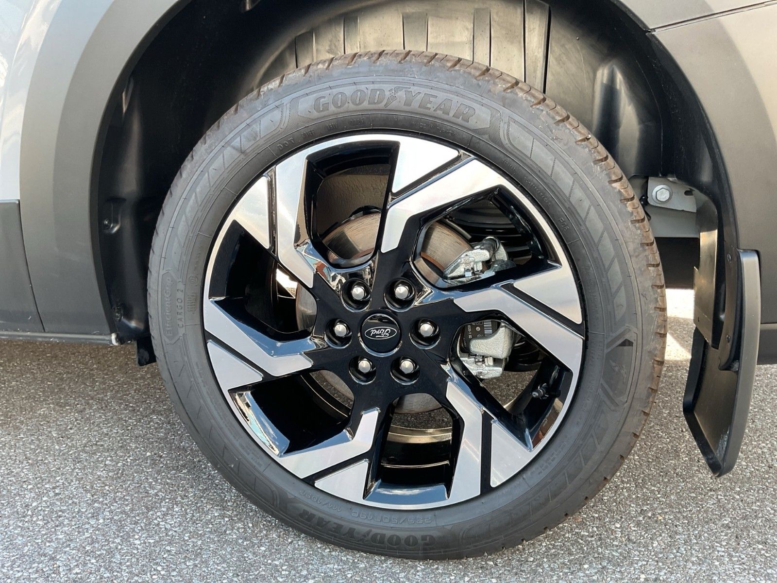 Fahrzeugabbildung Ford Nugget Plus AD Active