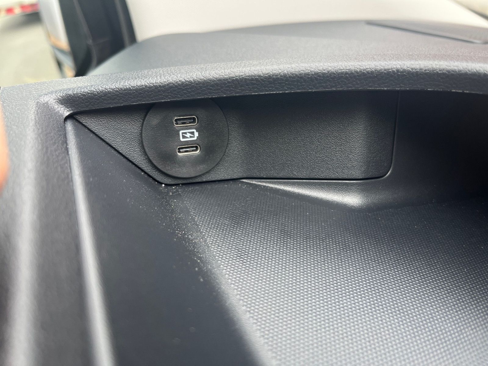 Fahrzeugabbildung Ford Nugget Plus AD Active