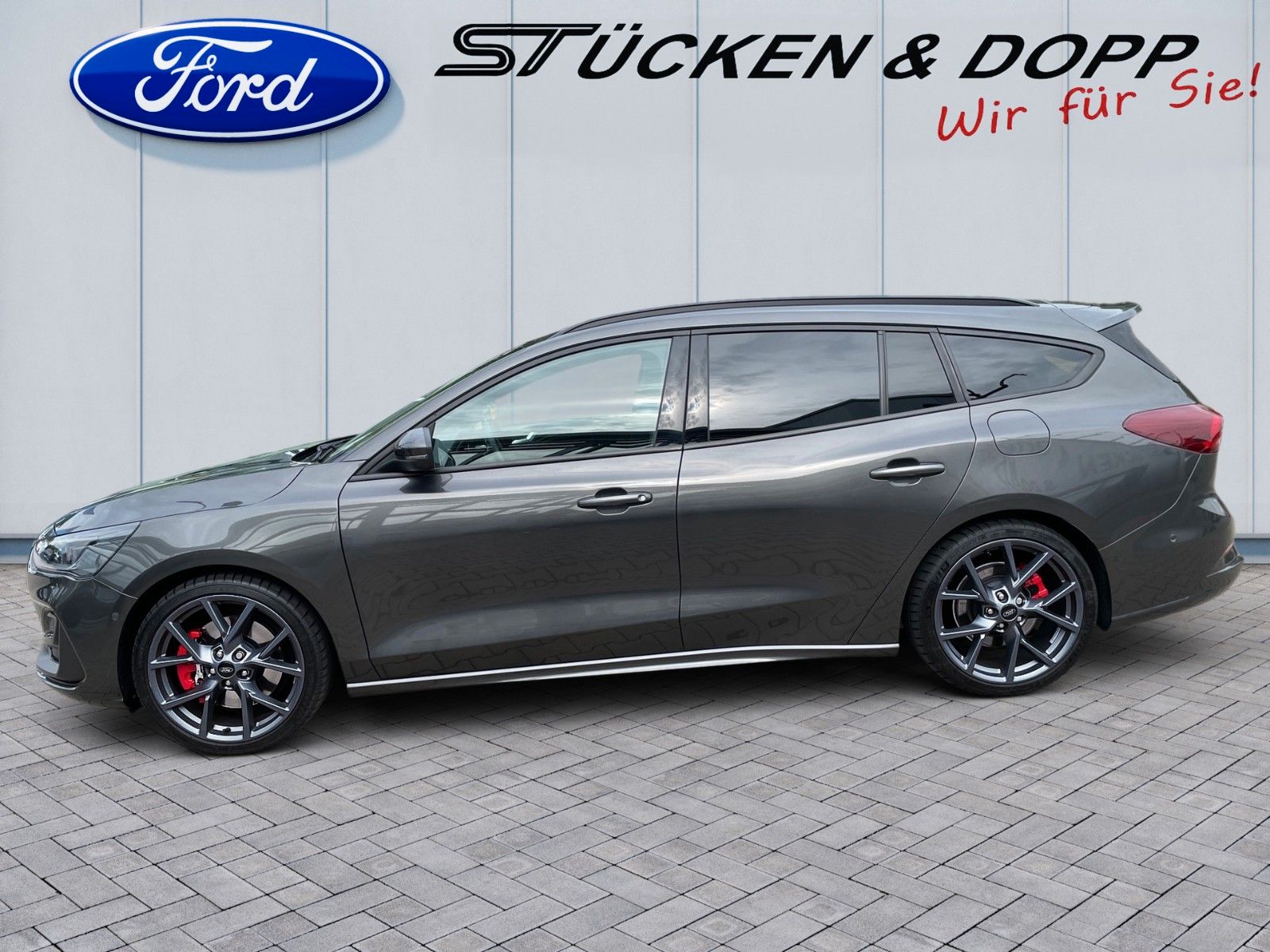 Fahrzeugabbildung Ford Focus Turnier 2.3 EcoBoost ST X+Matrix-LED+ACC+.