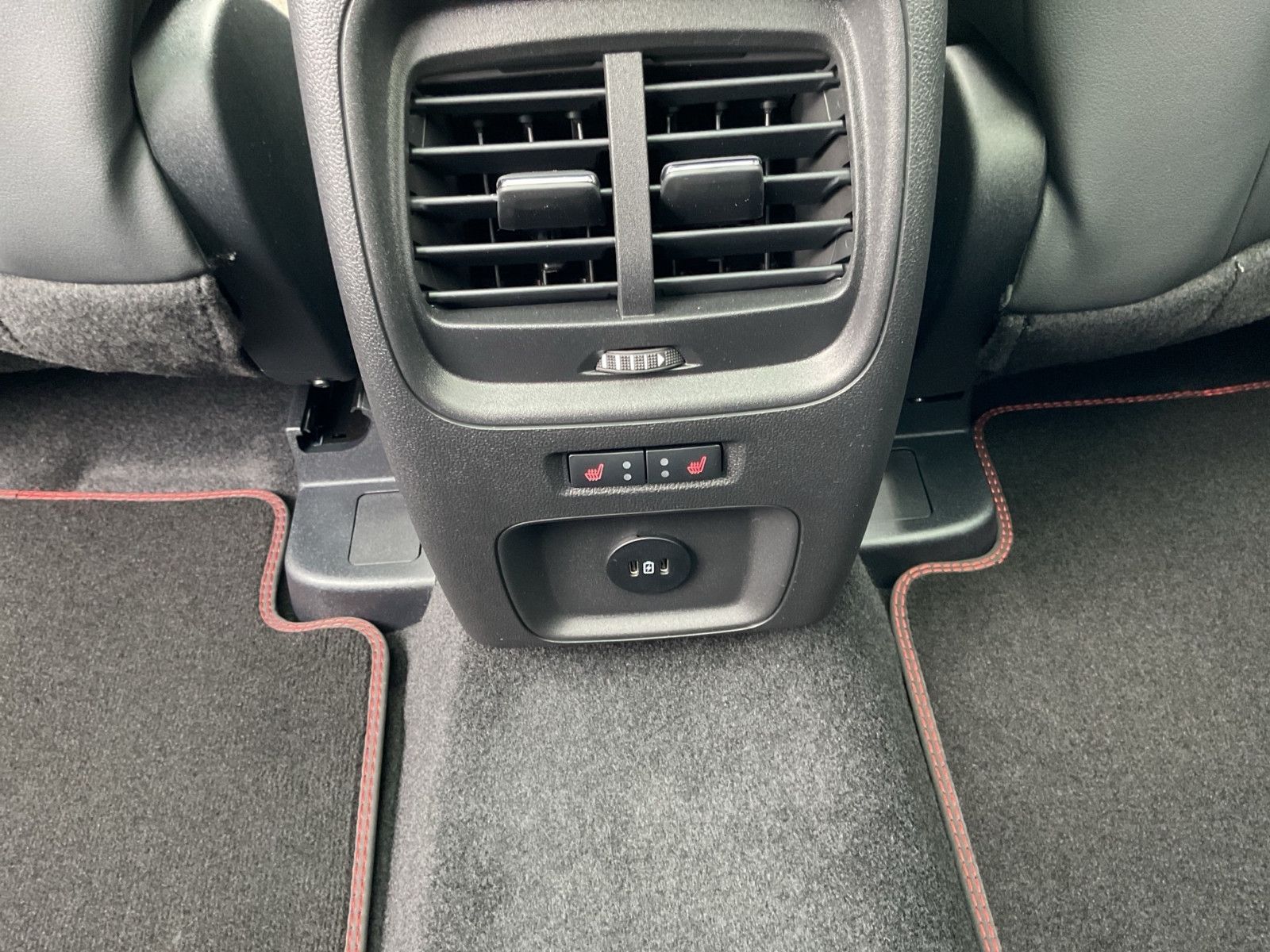 Fahrzeugabbildung Ford Kuga 2.5 PHEV ST-Line X