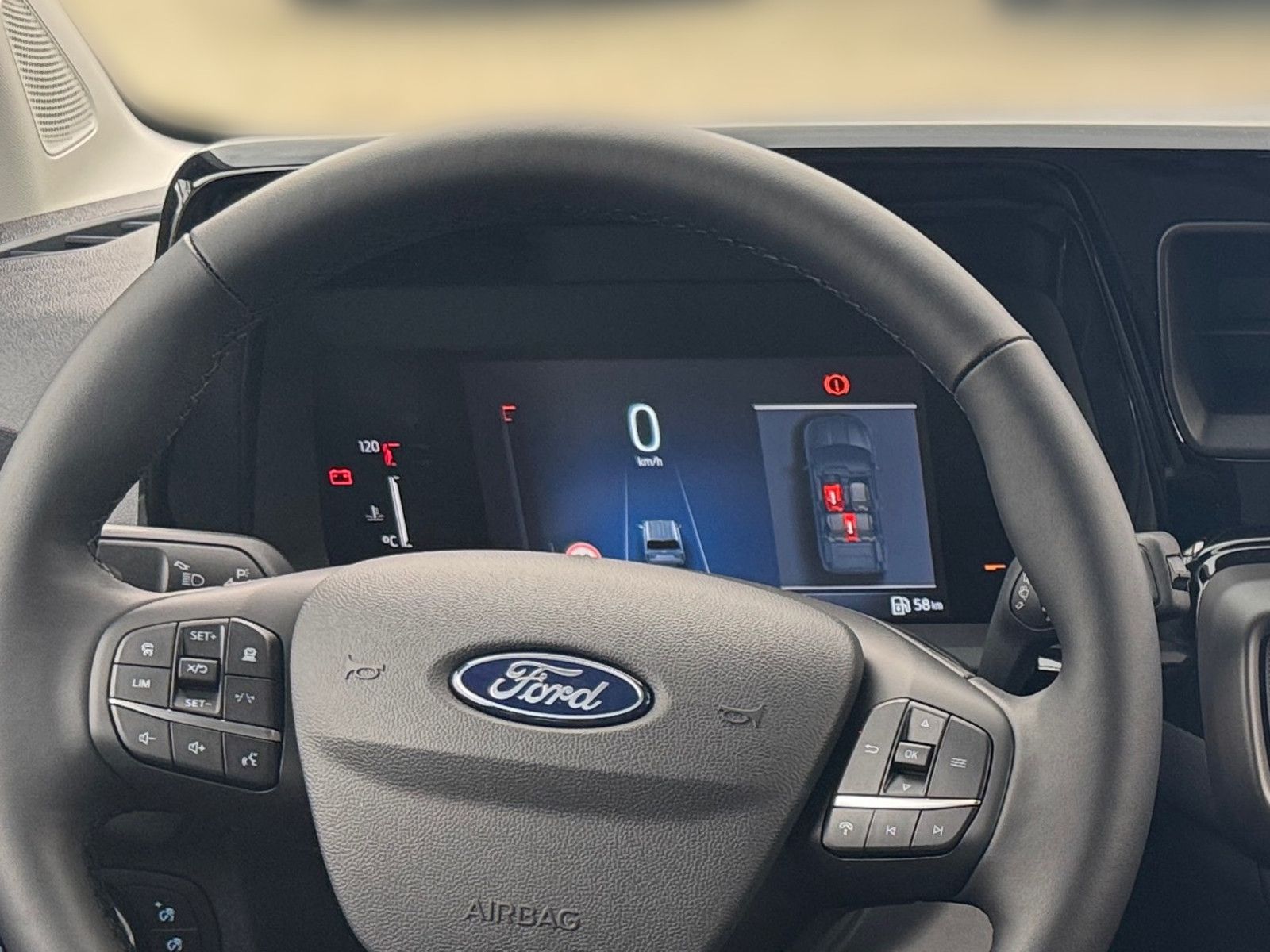 Fahrzeugabbildung Ford Tourneo Courier Titanium