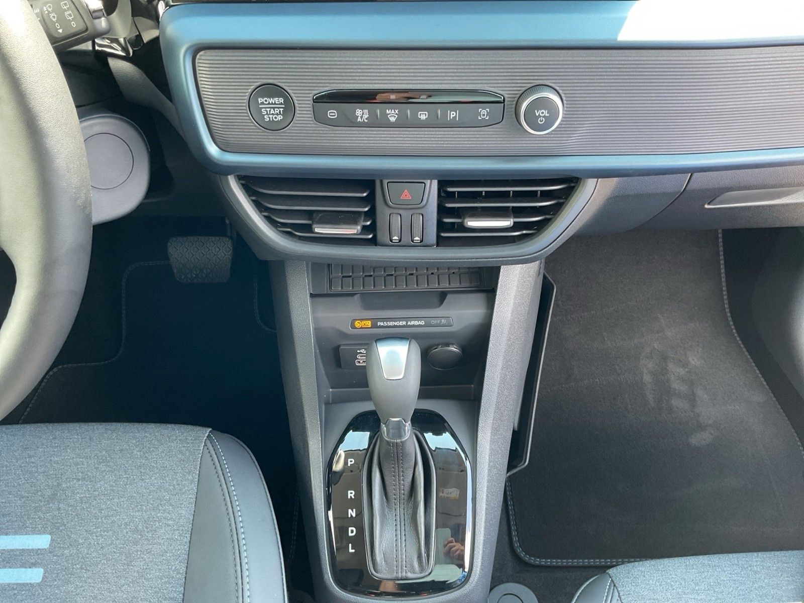 Fahrzeugabbildung Ford Tourneo Courier Active