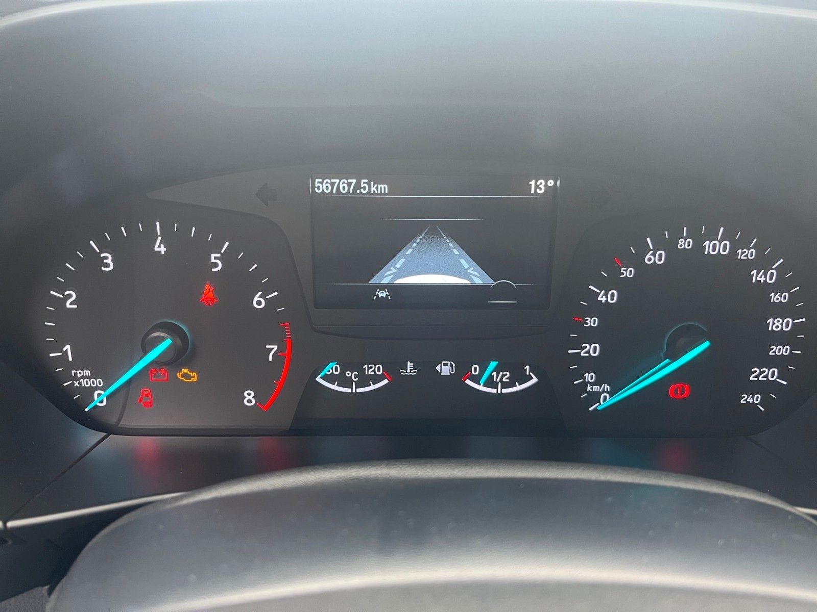 Fahrzeugabbildung Ford Focus 1.0 EcoBoost ST-Line+KeyFree+Kamera+...