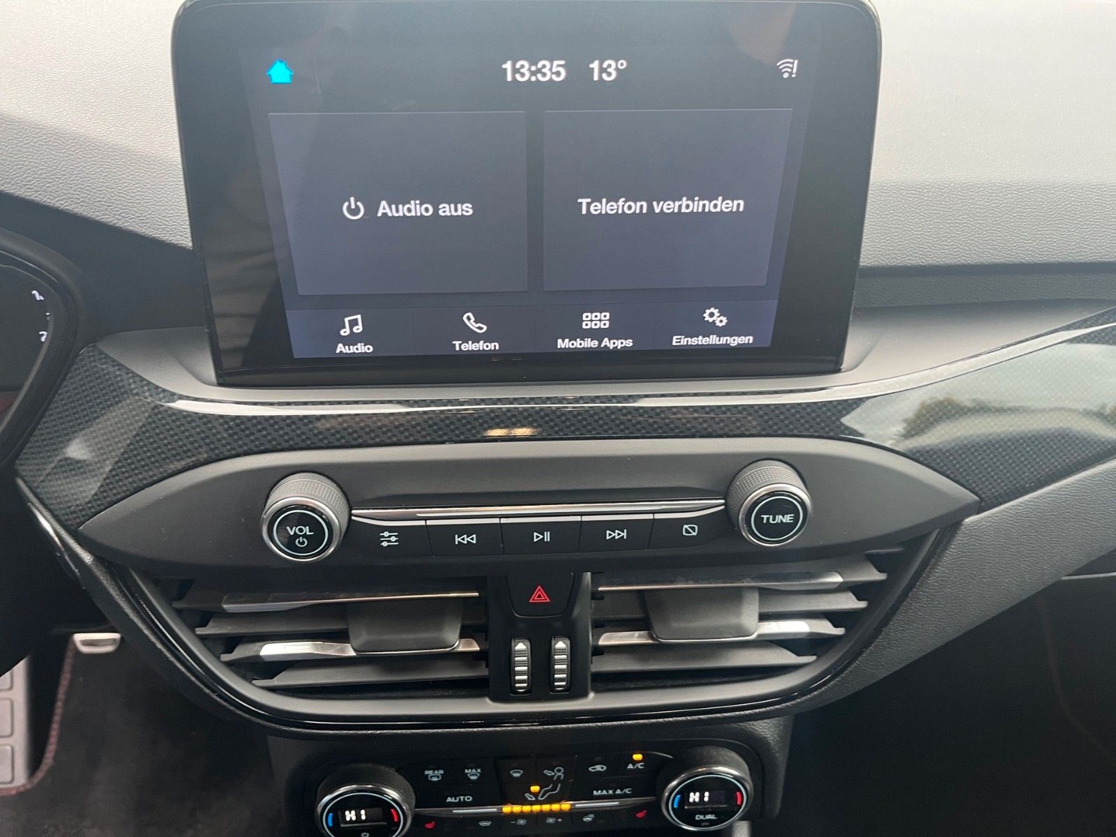 Fahrzeugabbildung Ford Focus 1.0 EcoBoost ST-Line+KeyFree+Kamera+...