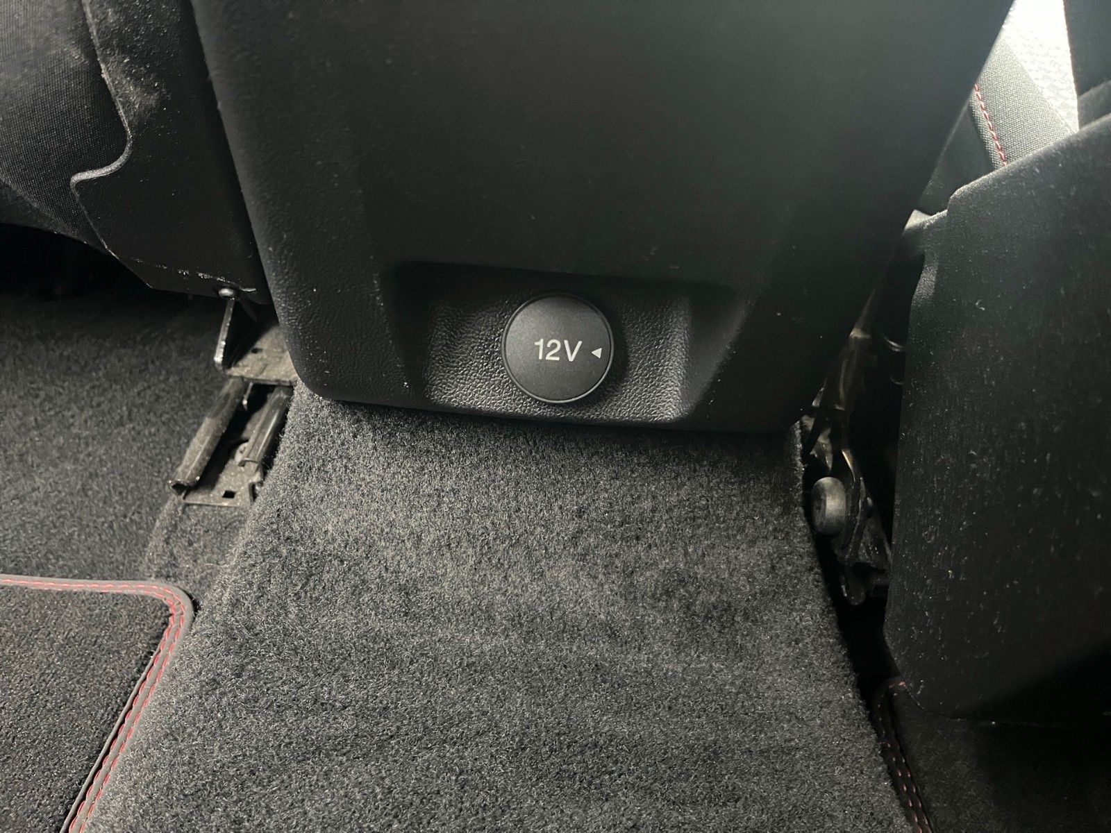 Fahrzeugabbildung Ford Focus 1.0 EcoBoost ST-Line+KeyFree+Kamera+...