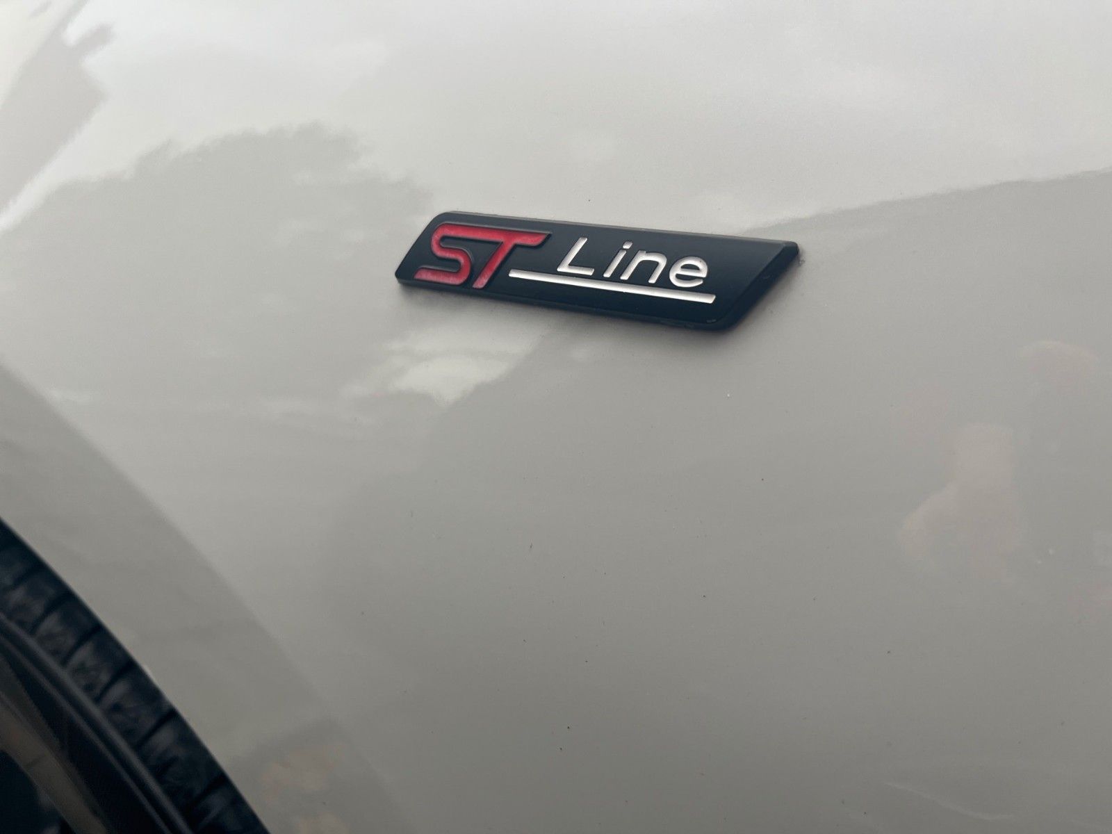 Fahrzeugabbildung Ford Focus 1.0 EcoBoost ST-Line+KeyFree+Kamera+...