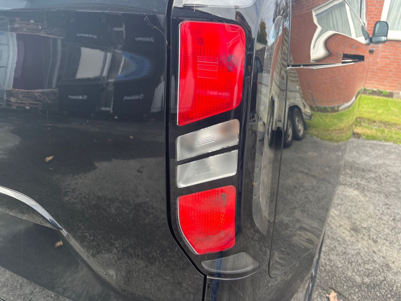 Fahrzeugabbildung Ford Nugget Plus Titanium V710 0,99% Finanzierung!!!