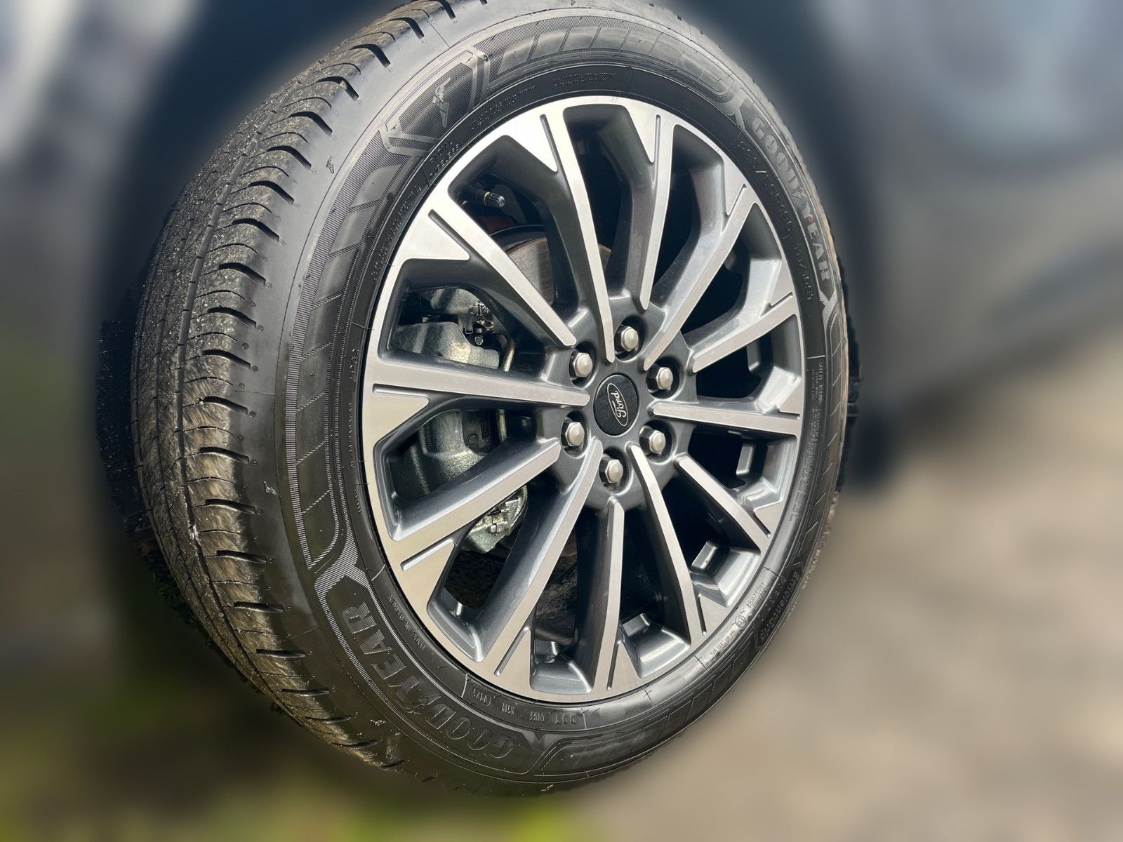 Fahrzeugabbildung Ford Nugget Plus Titanium V710 0,99% Finanzierung!!!