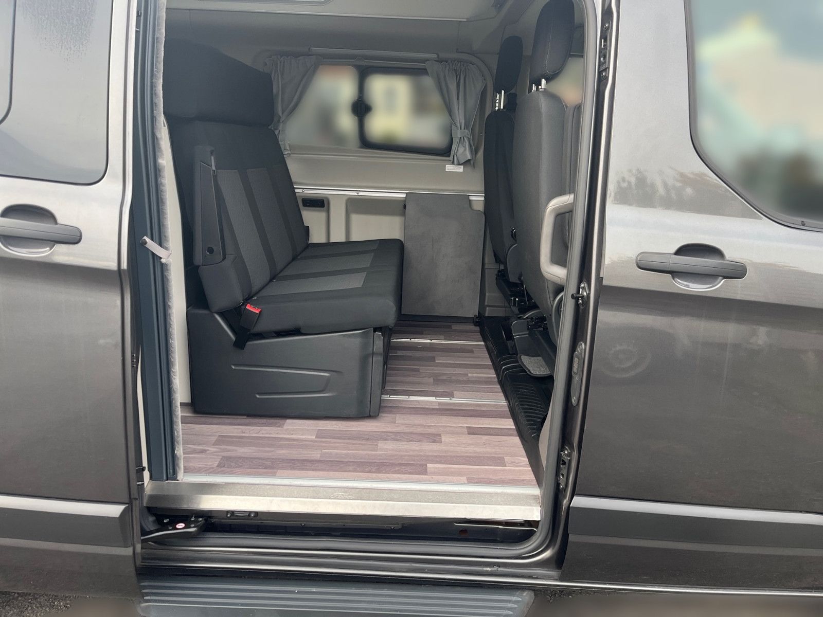 Fahrzeugabbildung Ford Nugget Plus Hochdach