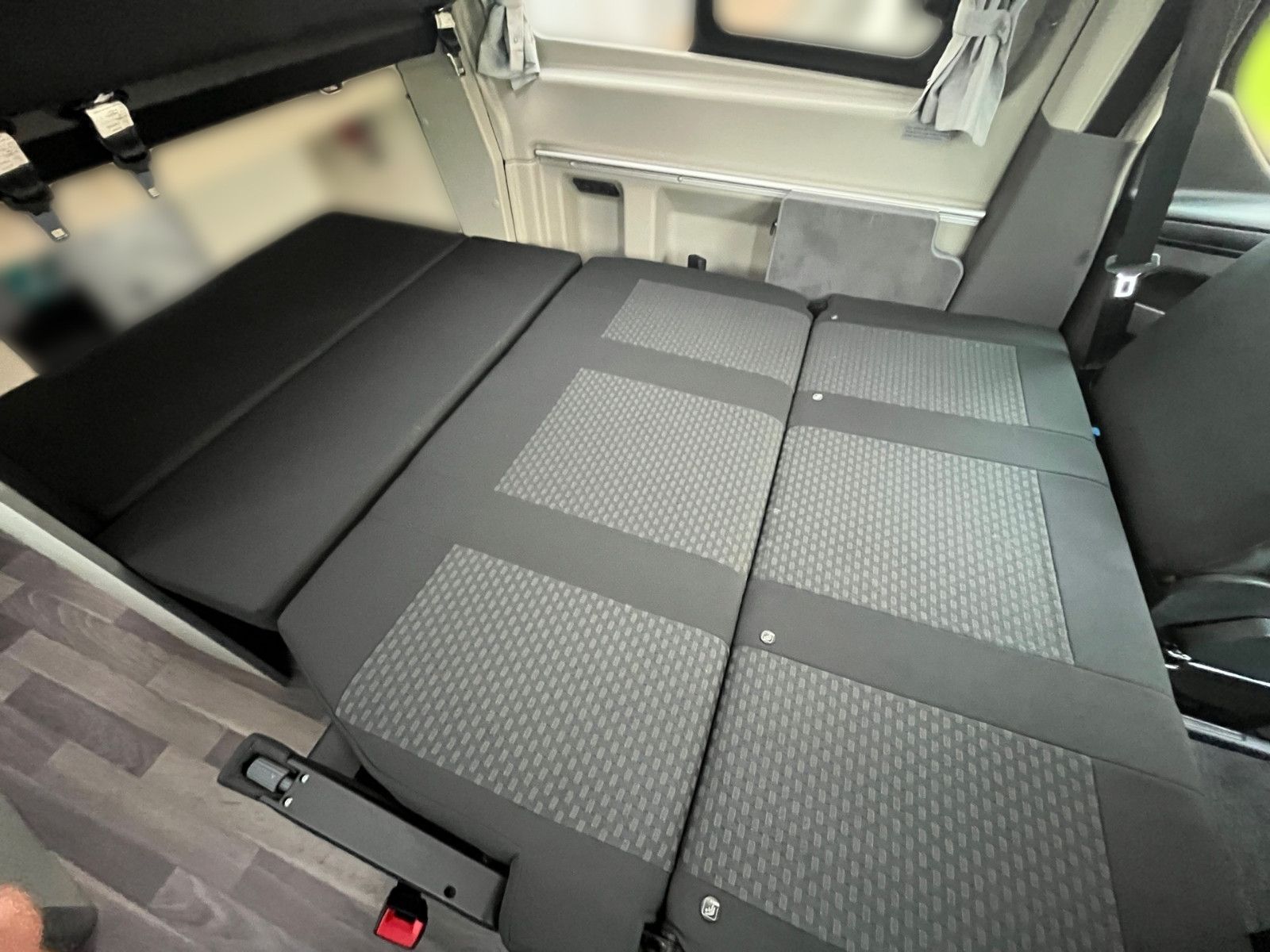 Fahrzeugabbildung Ford Nugget Plus Hochdach