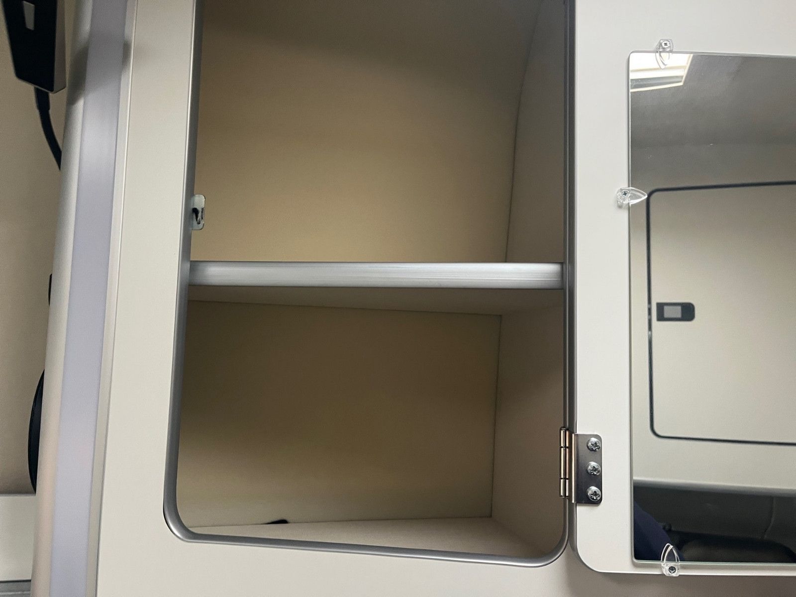 Fahrzeugabbildung Ford Nugget Plus Hochdach