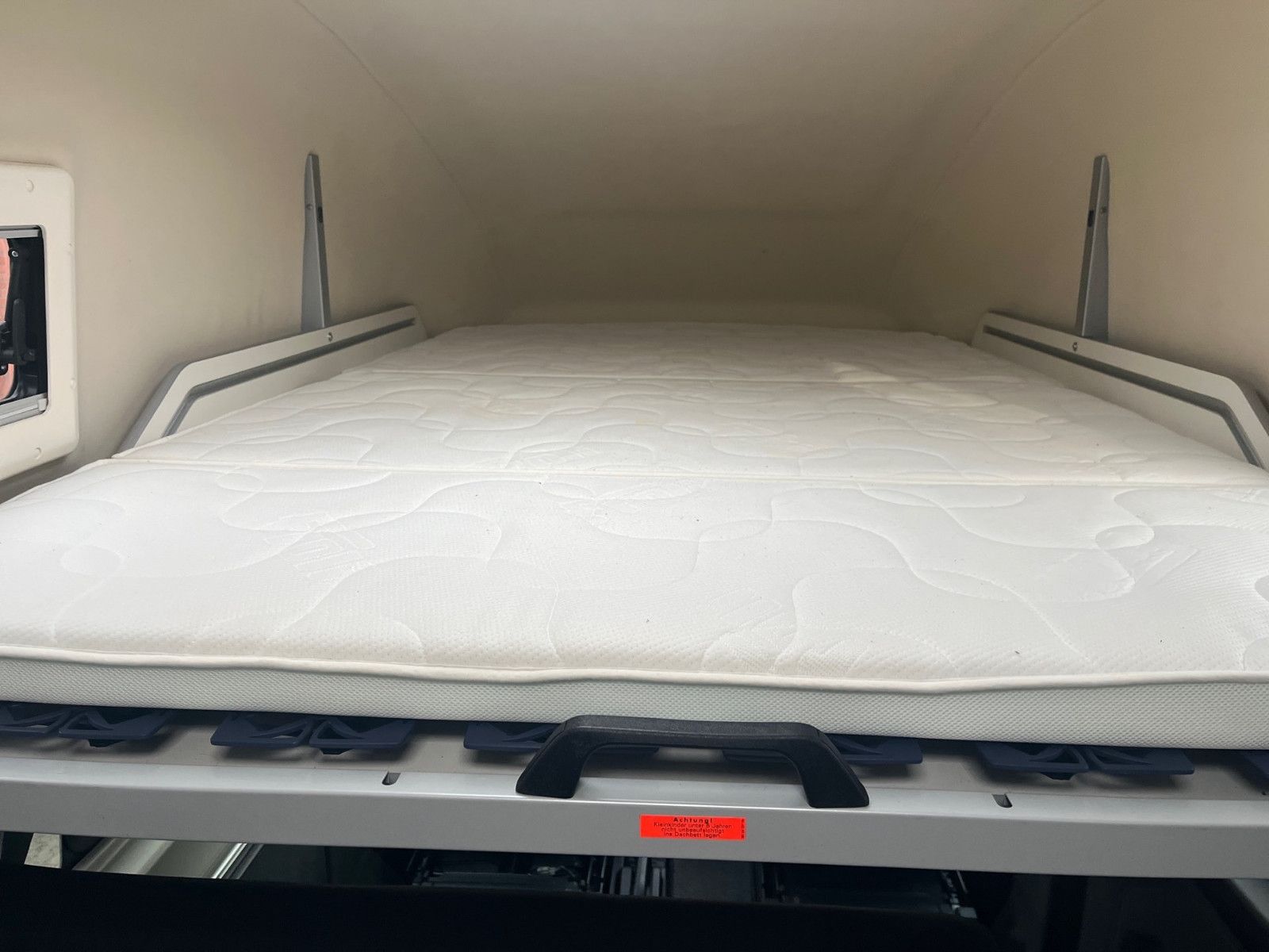 Fahrzeugabbildung Ford Nugget Plus Hochdach