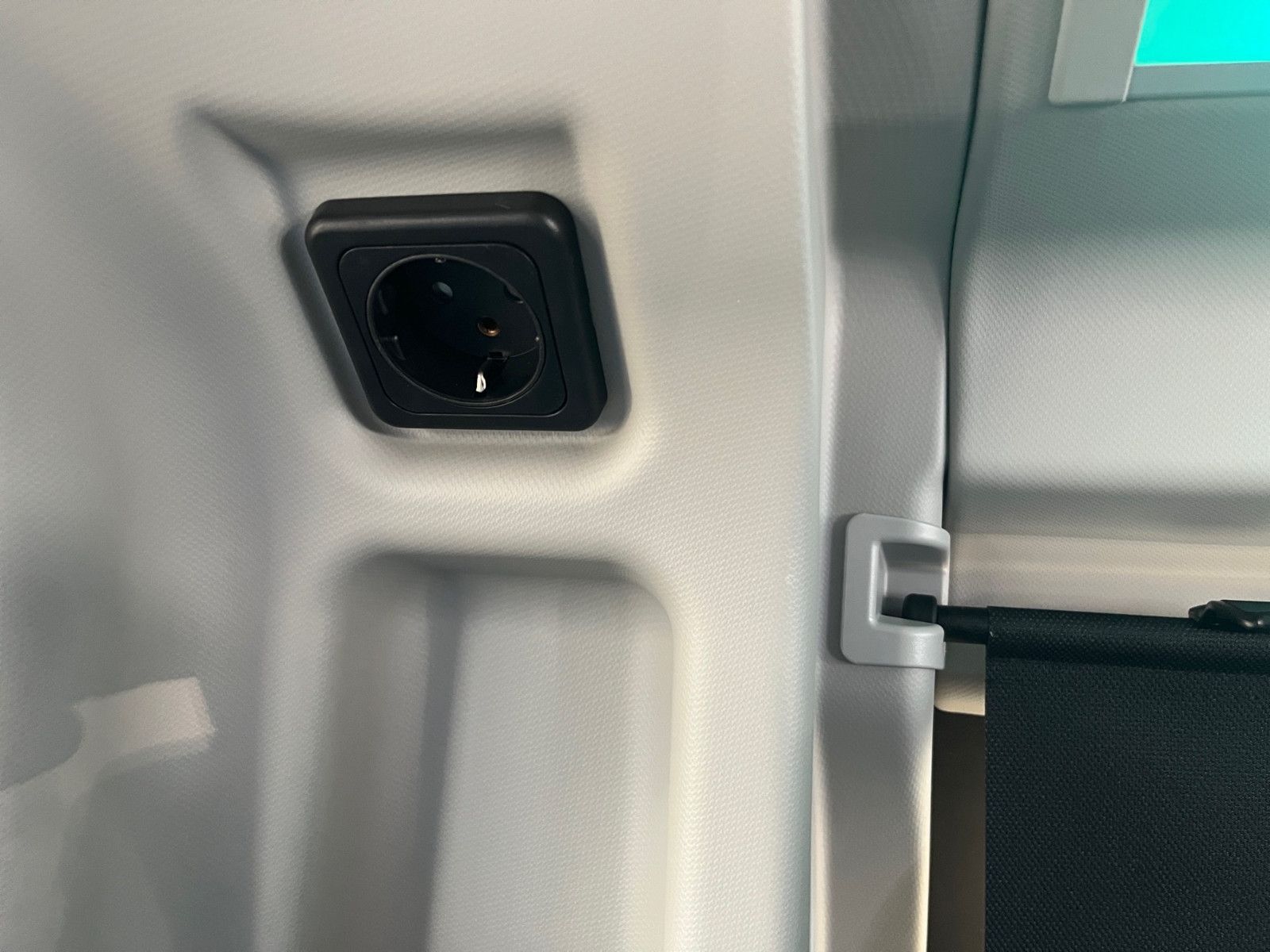 Fahrzeugabbildung Ford Nugget Plus Titanium V710 0,99% Finanzierung!!!