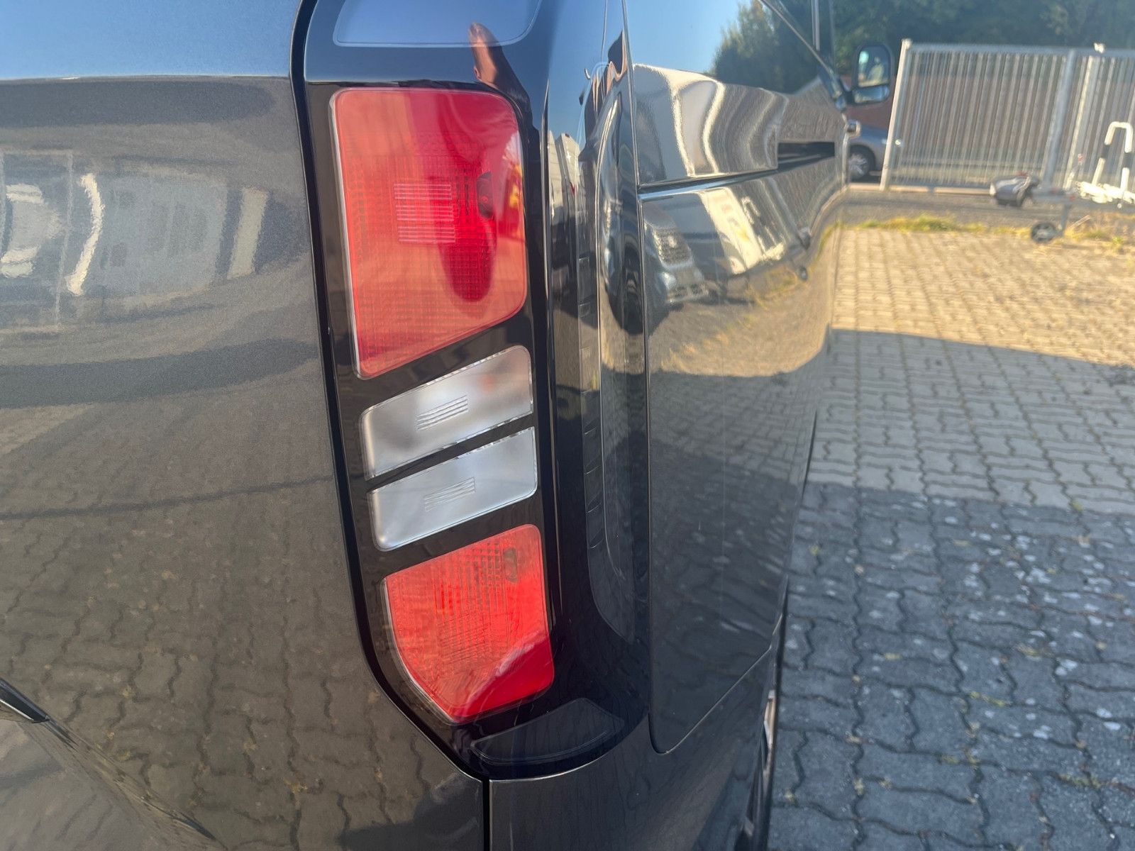 Fahrzeugabbildung Ford Nugget Plus Titanium V710 0,99% Finanzierung!!!