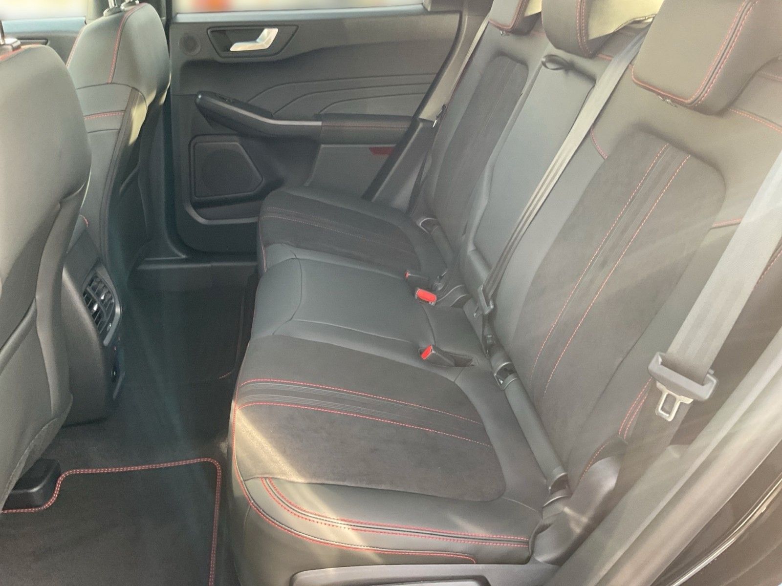 Fahrzeugabbildung Ford Kuga 2.5 PHEV ST-Line X+Panorama+el.AHK+Matrix+.