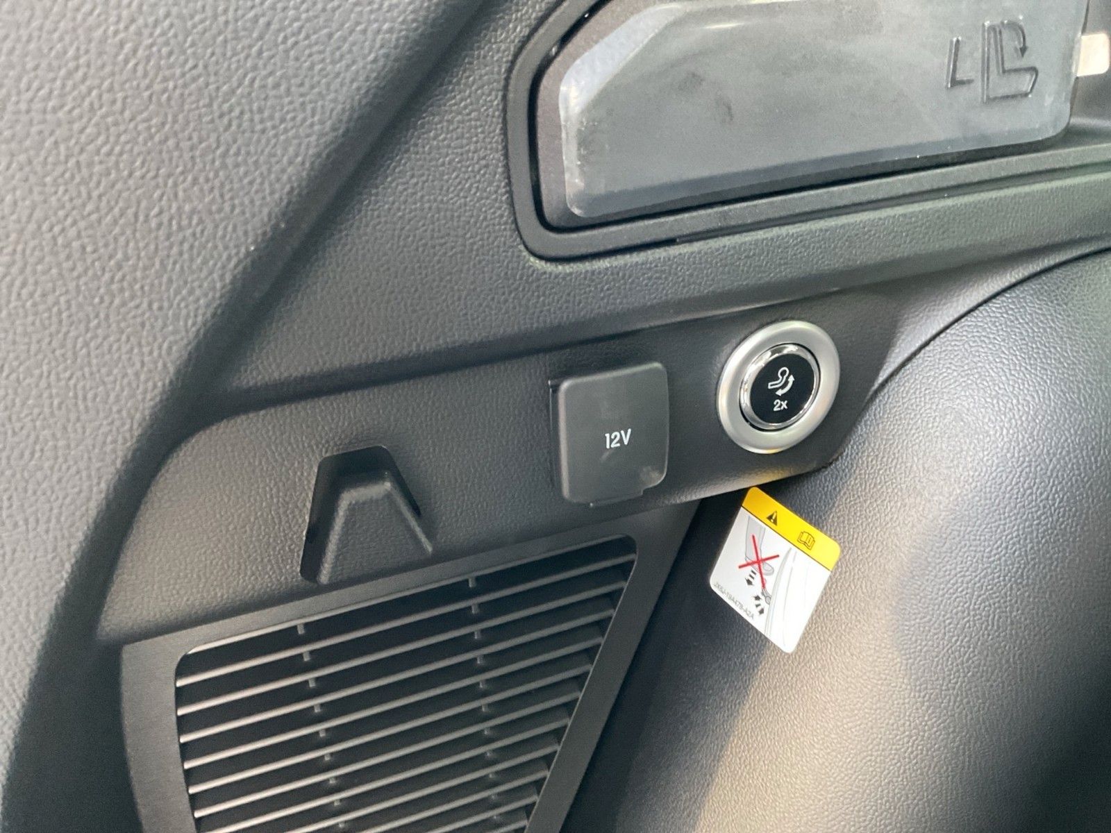 Fahrzeugabbildung Ford Kuga 2.5 PHEV ST-Line X+Panorama+el.AHK+Matrix+.