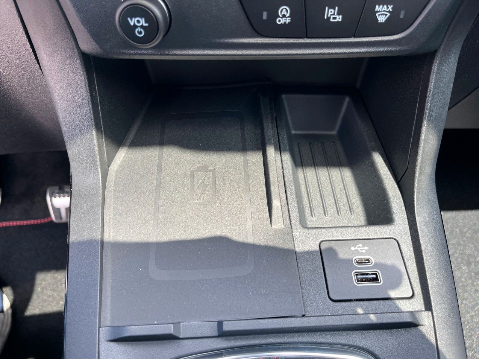 Fahrzeugabbildung Ford Puma 1.0 EcoBoost ST-Line+Panoramadach+LED+360°-