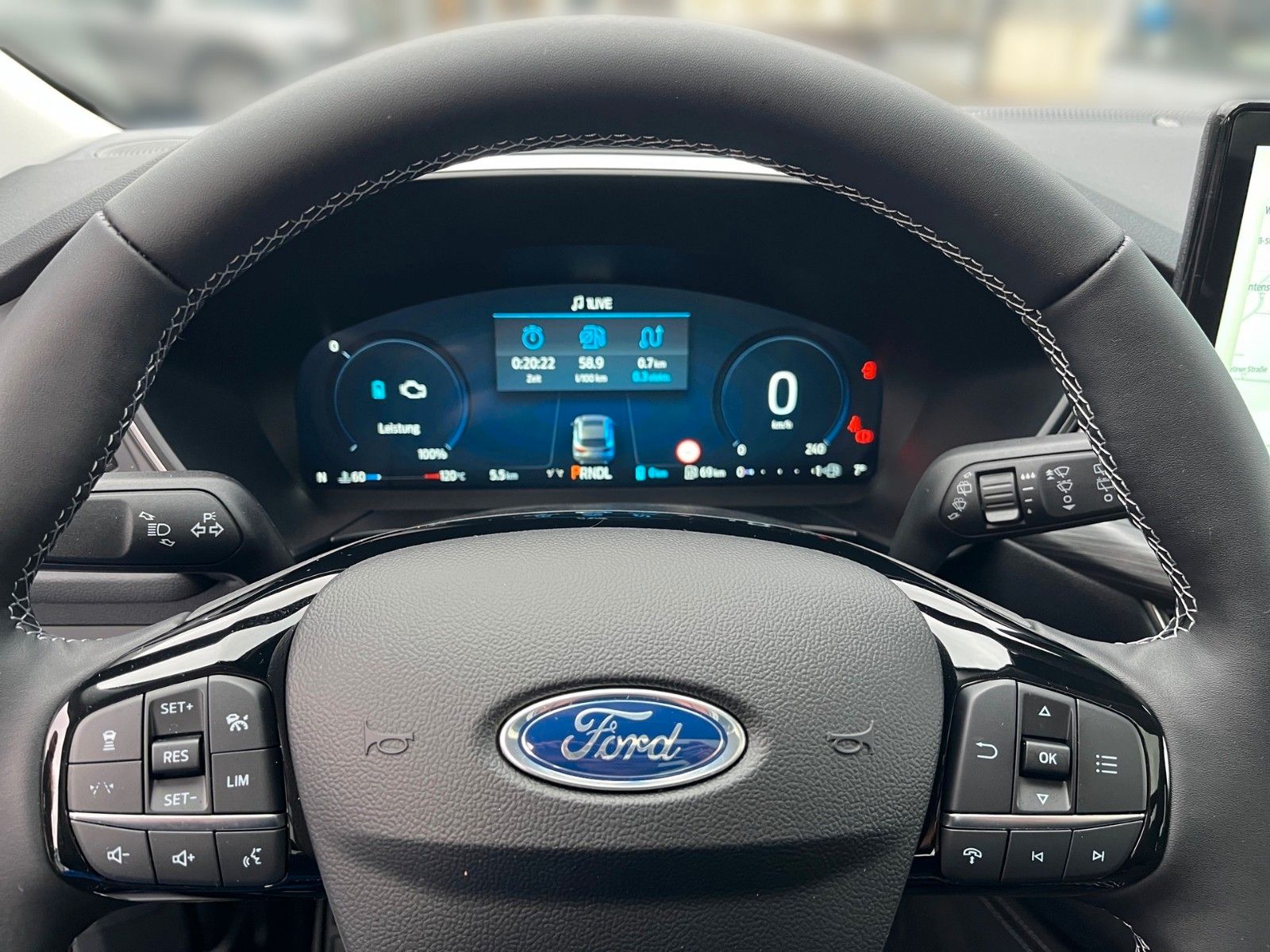 Fahrzeugabbildung Ford Kuga Plug-In Hybrid Active X*MatrixLED+el.AHK+..