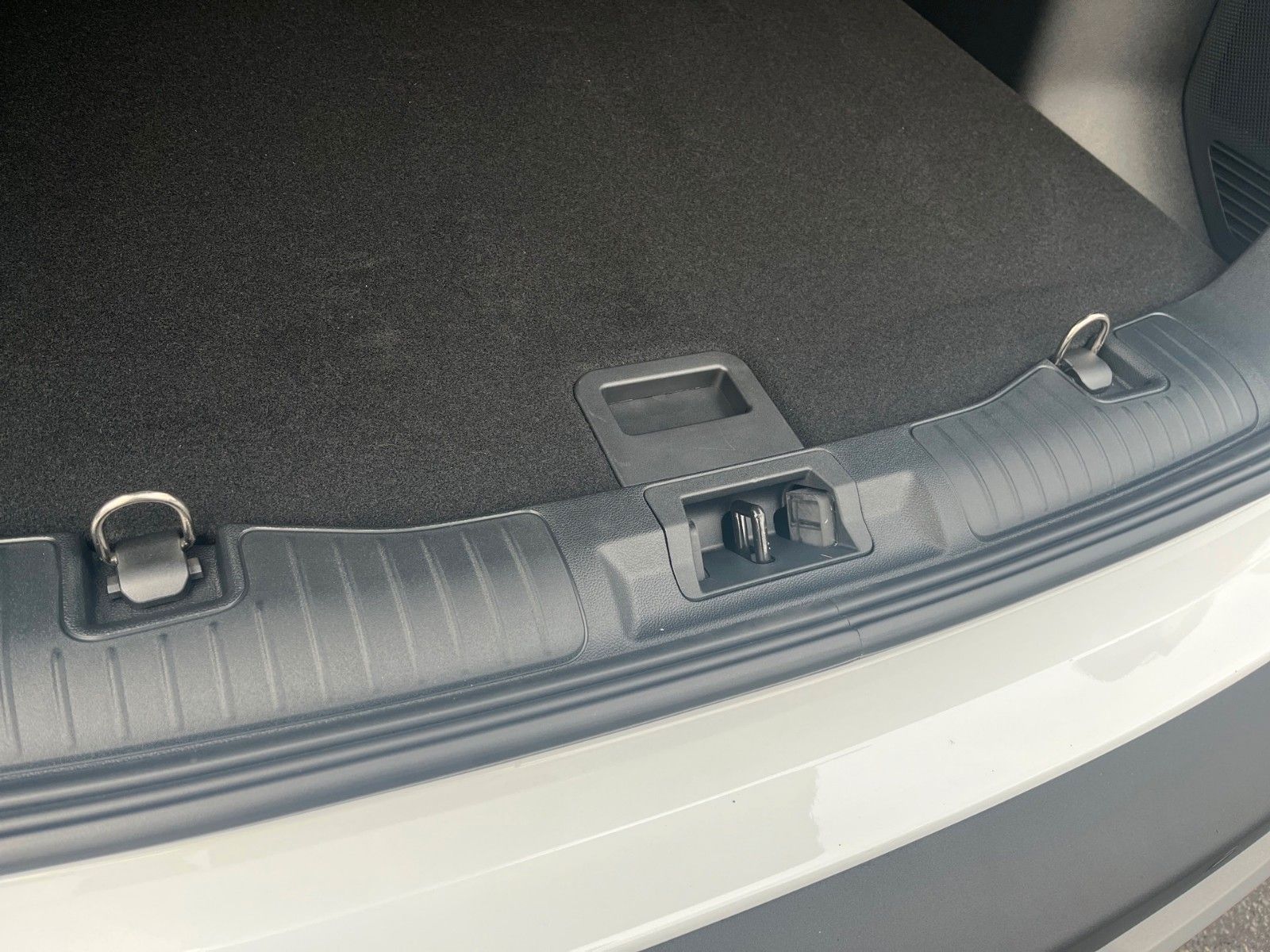 Fahrzeugabbildung Ford Kuga Plug-In Hybrid Active X*MatrixLED+el.AHK+..