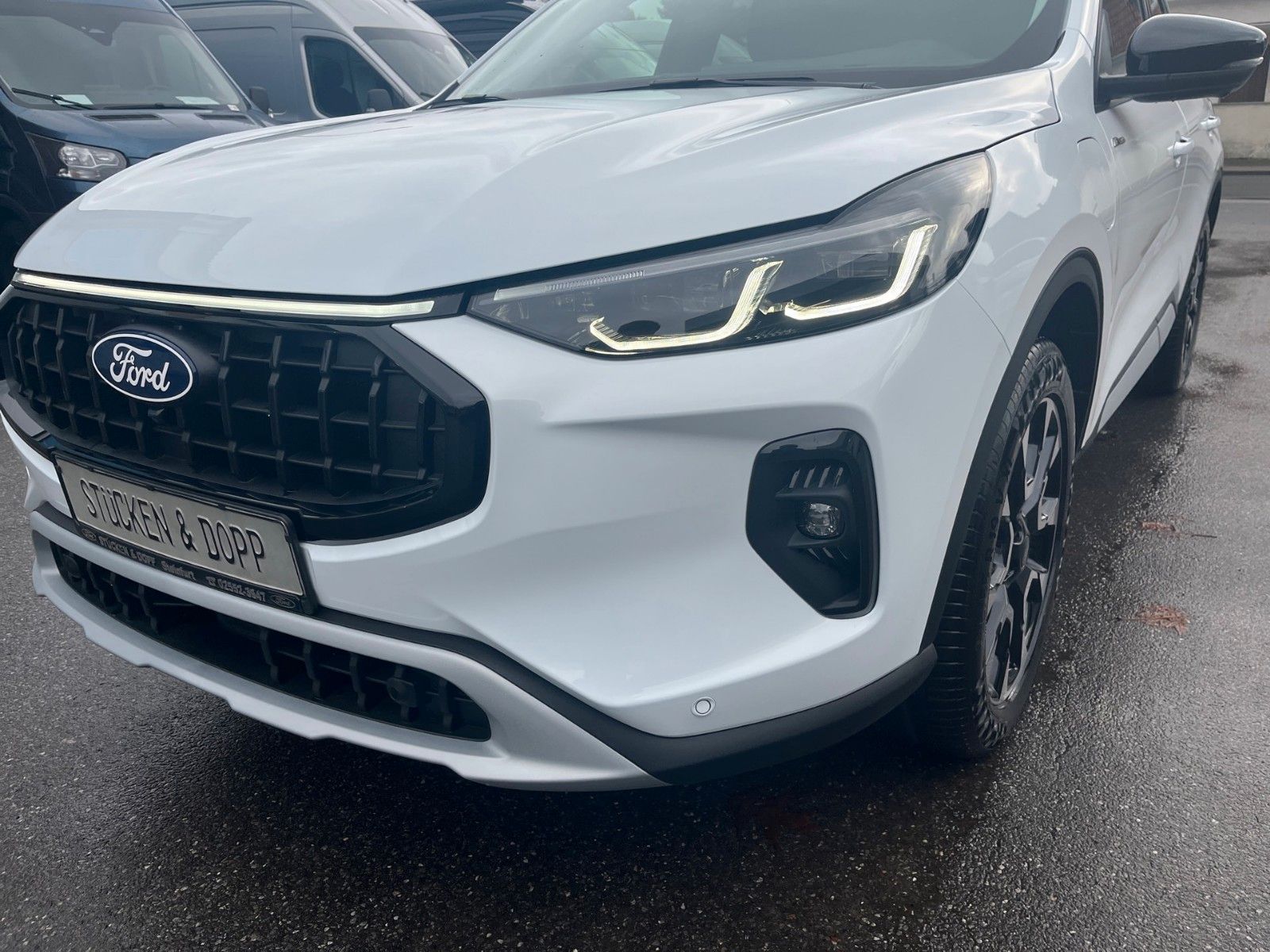 Fahrzeugabbildung Ford Kuga Plug-In Hybrid Active X*MatrixLED+el.AHK+..