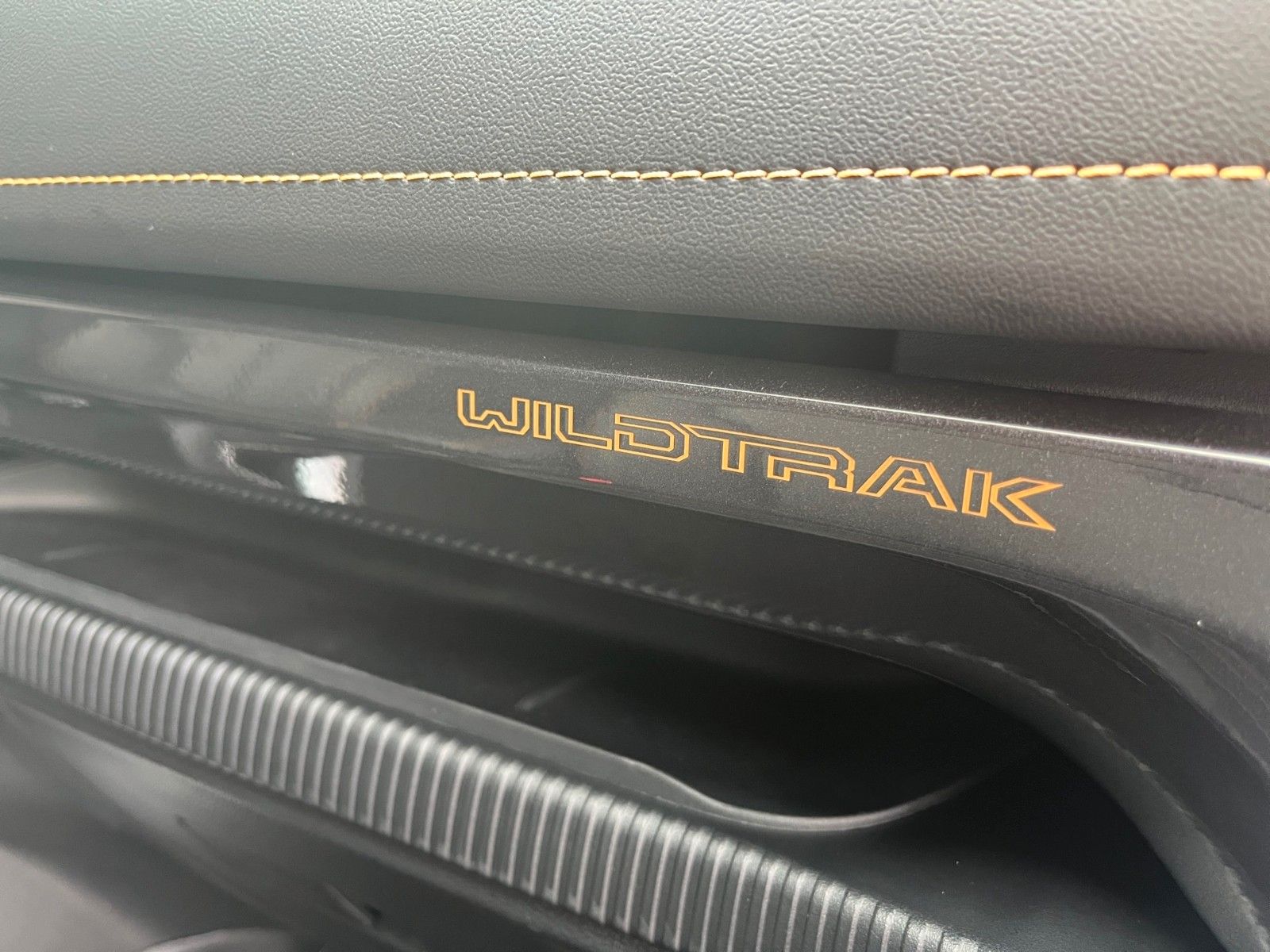 Fahrzeugabbildung Ford Ranger 2.3 PHEV Wildtrak 0%Finanzierung+AHK+ACC+