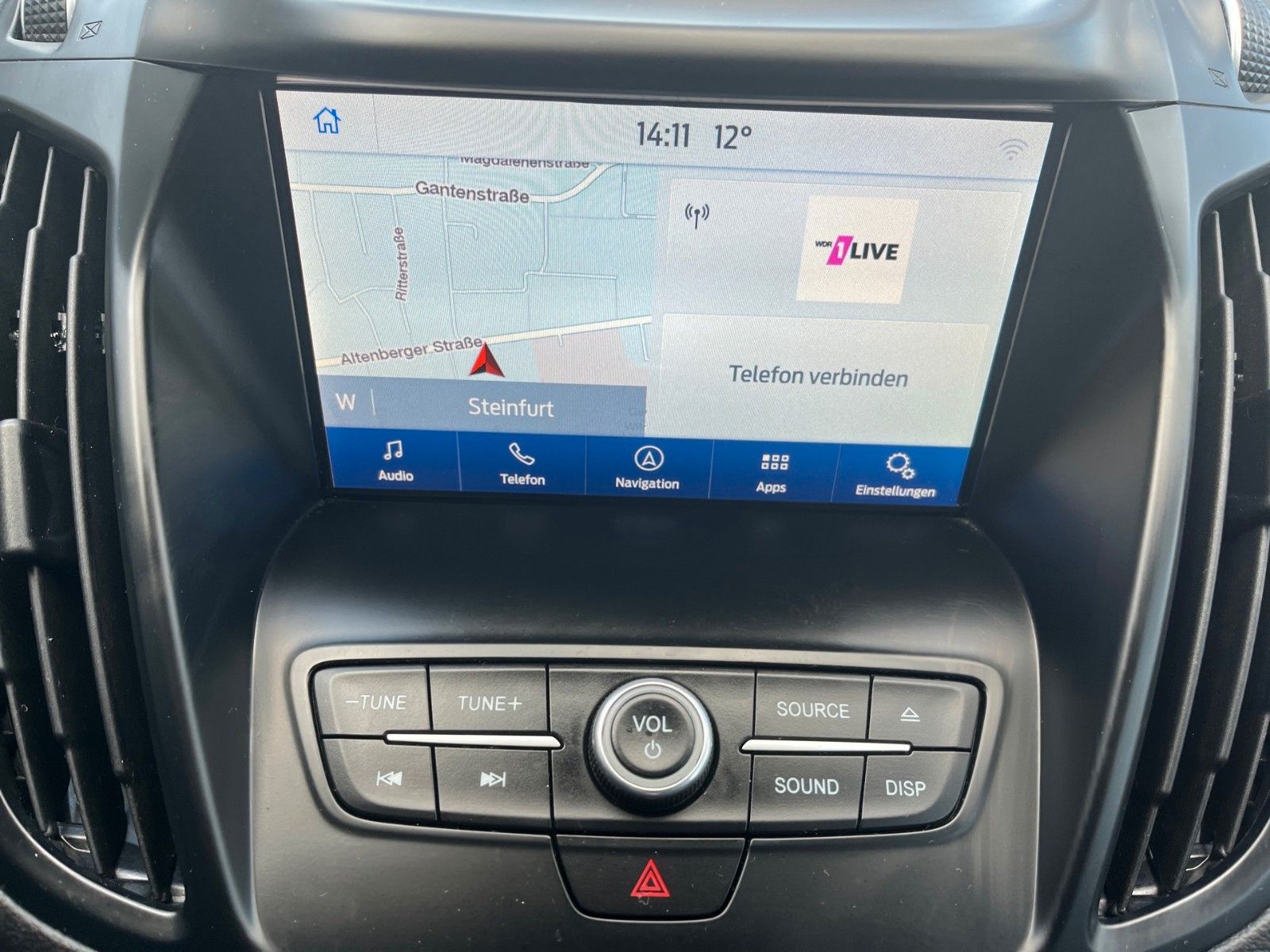 Fahrzeugabbildung Ford Kuga 1.5 EcoBoost Cool&Connect+Navi+Park-Assist.