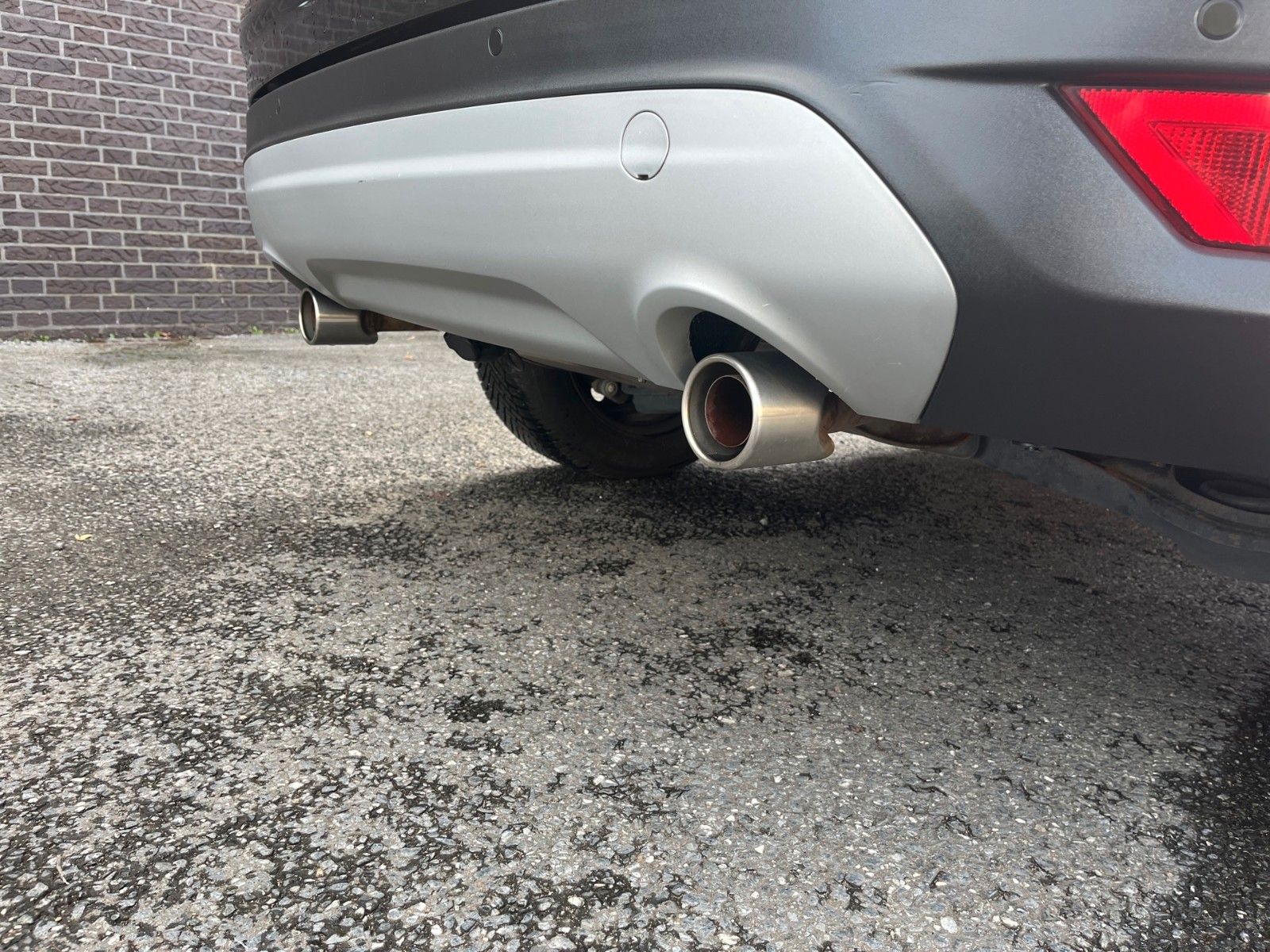 Fahrzeugabbildung Ford Kuga 1.5 EcoBoost Cool&Connect+Navi+Park-Assist.