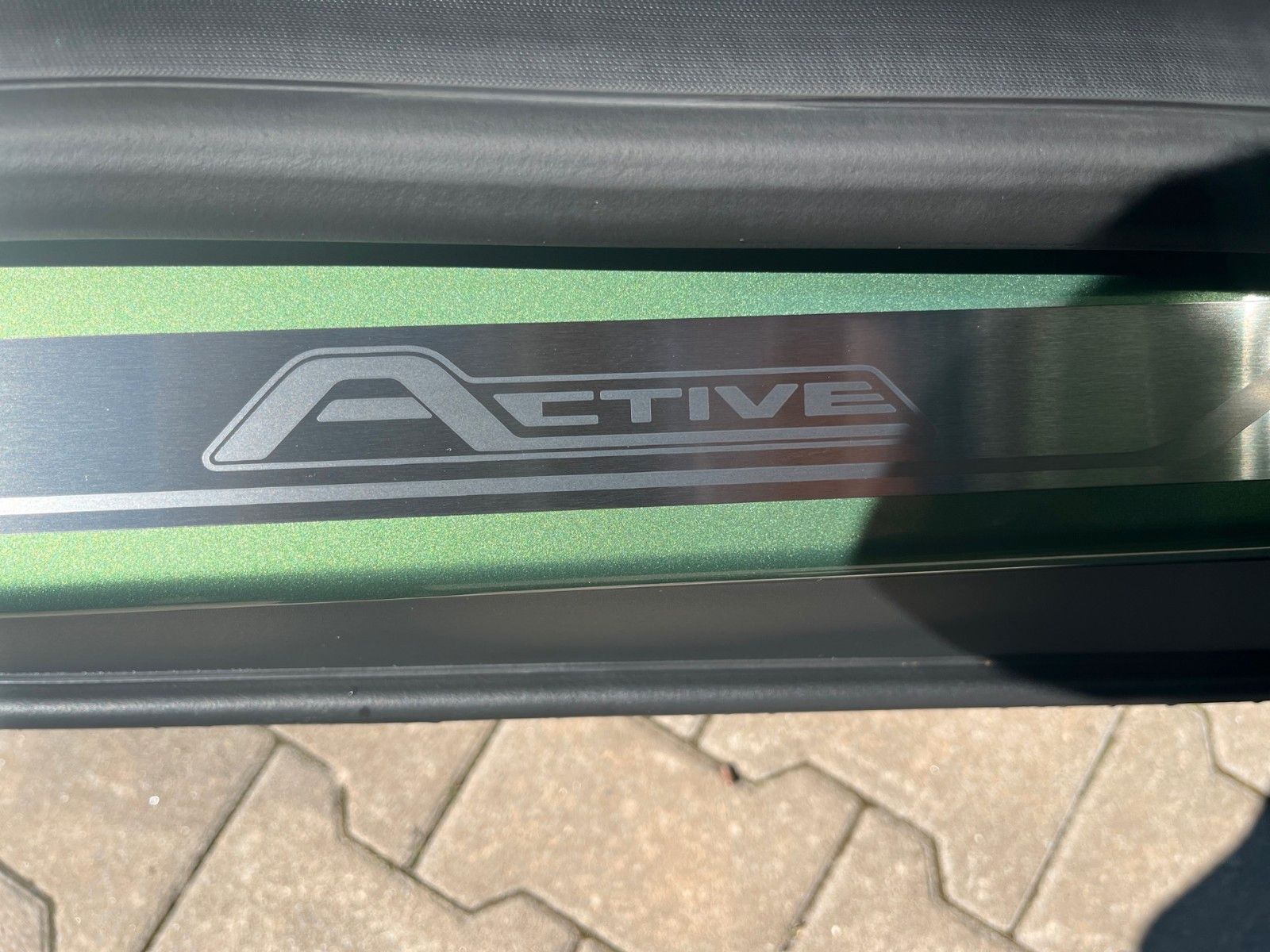 Fahrzeugabbildung Ford Tourneo Courier Active Aut.+ACC+Kamera+LED+...