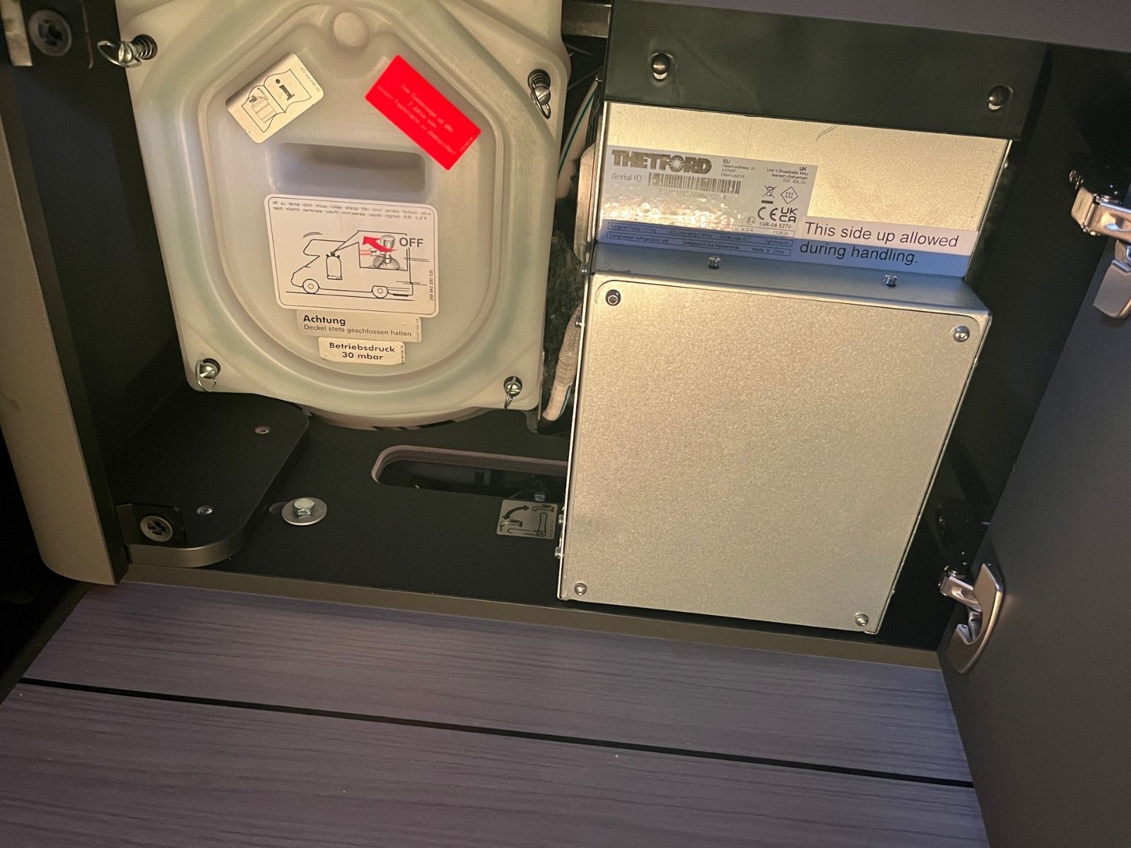 Fahrzeugabbildung Ford Nugget Plus Active V710