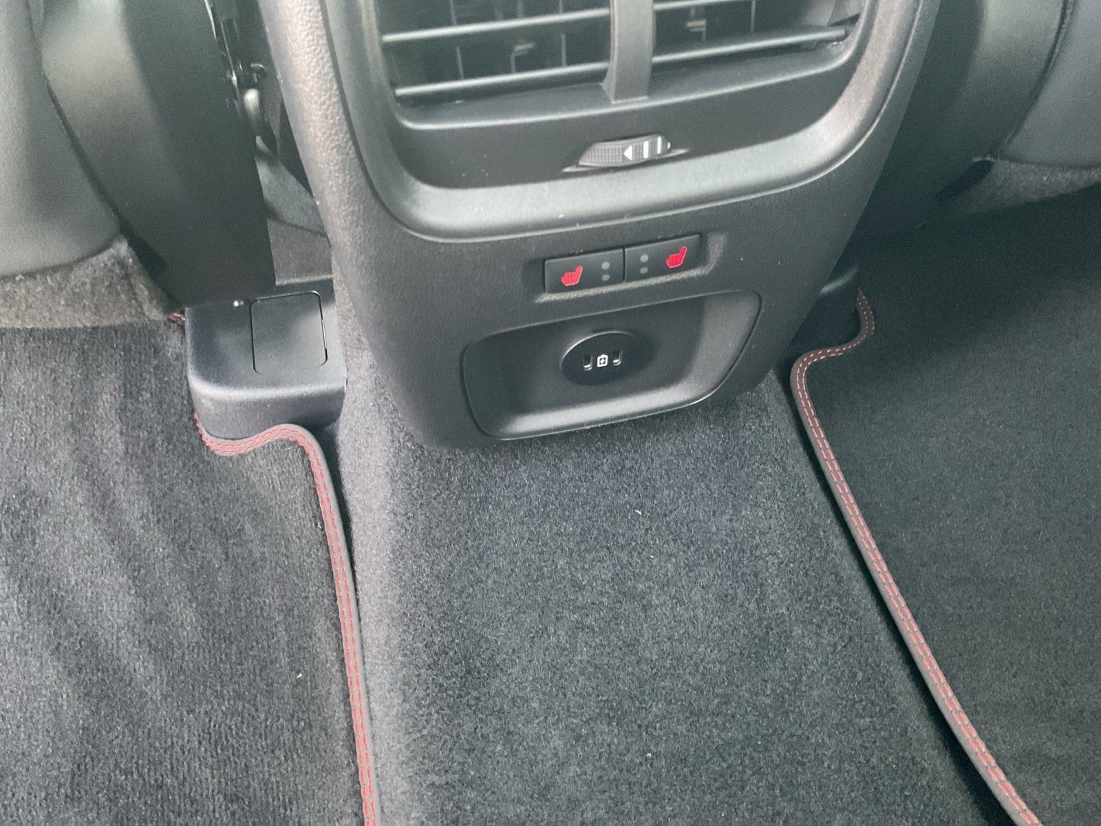 Fahrzeugabbildung Ford Kuga 2.5 PHEV ST-Line X+Panorama+el.AHK+Matrix+.